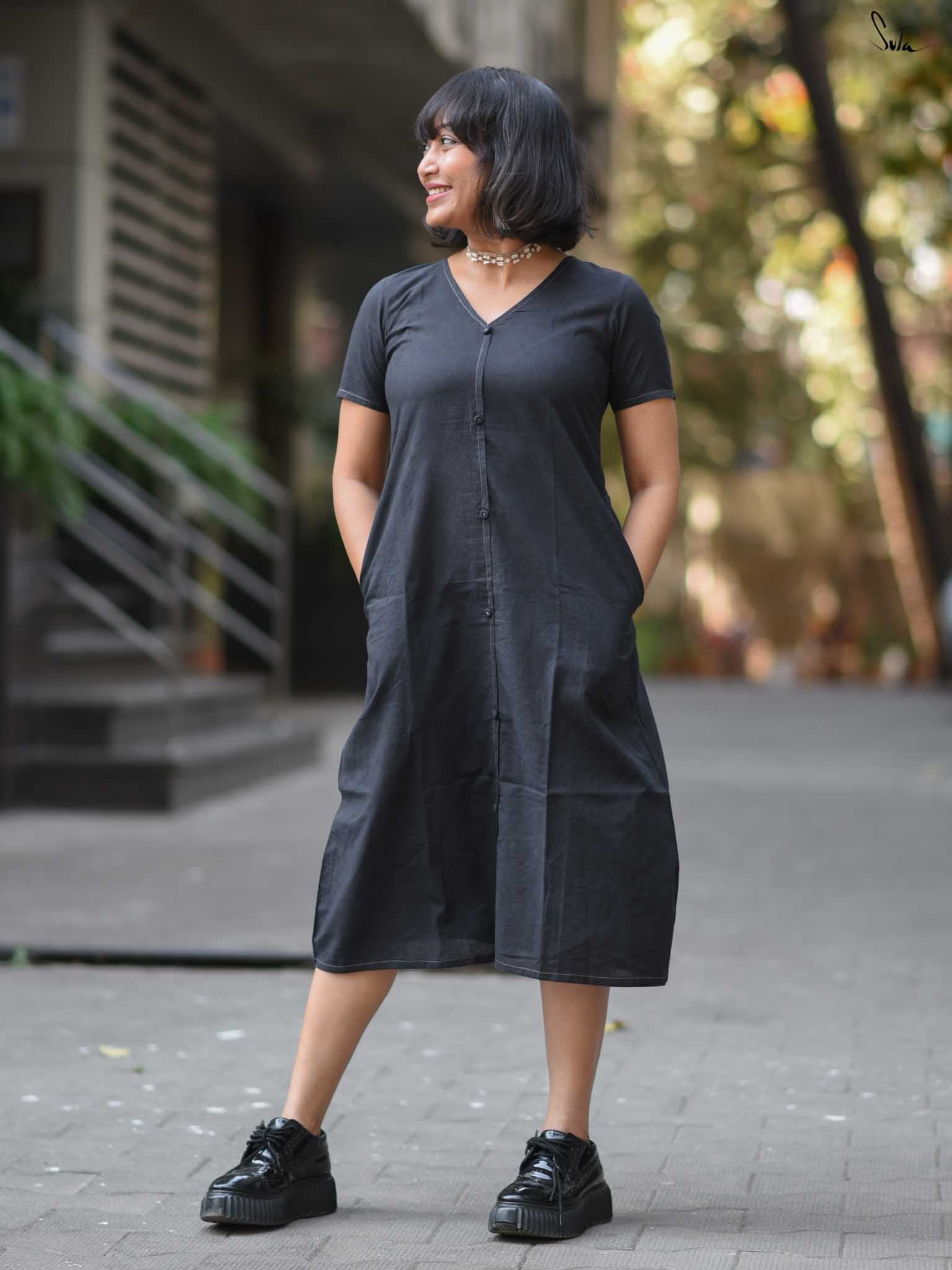suta.in Whispers in black