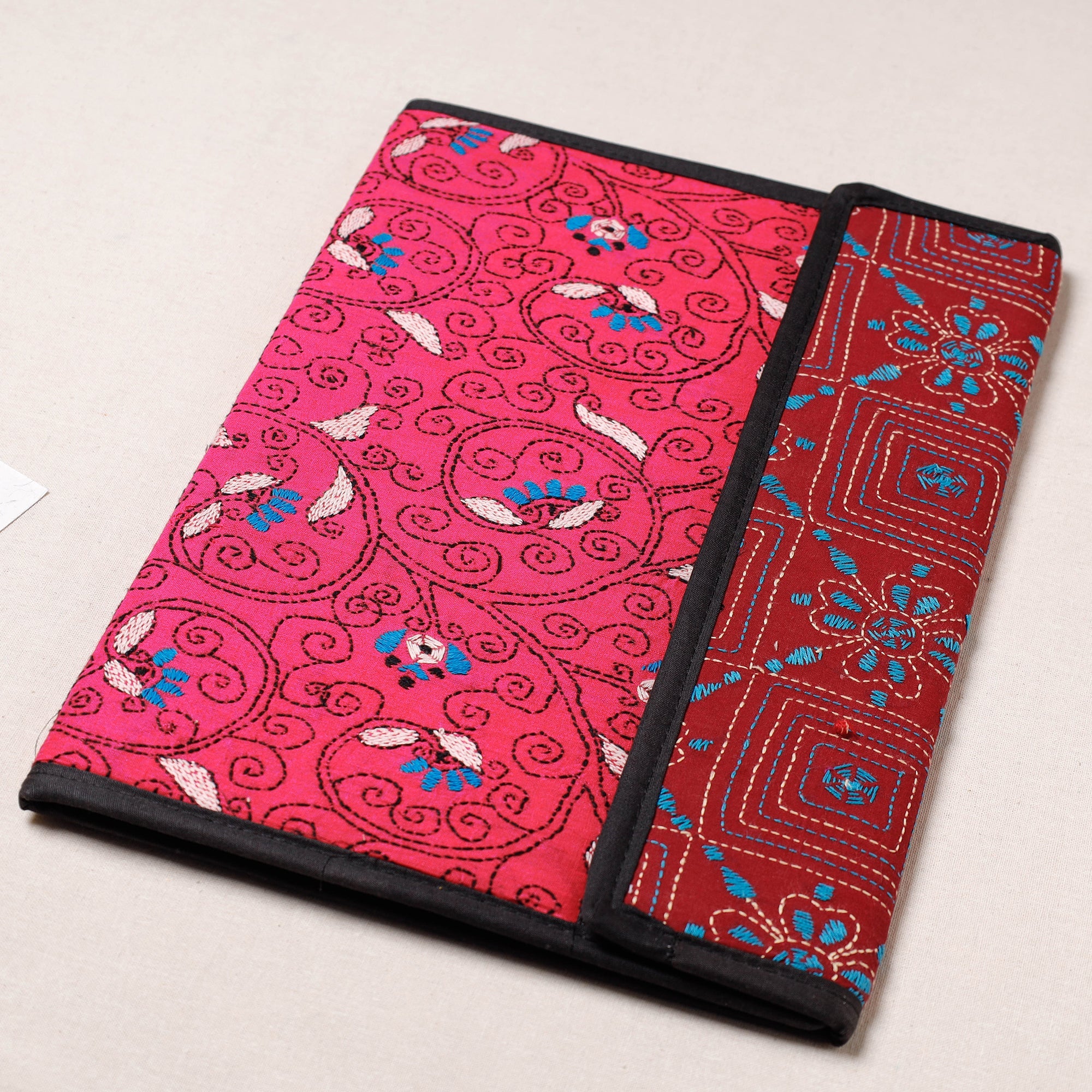ASALKAAR Bengal Kantha Work Handcrafted File Folder - view 2