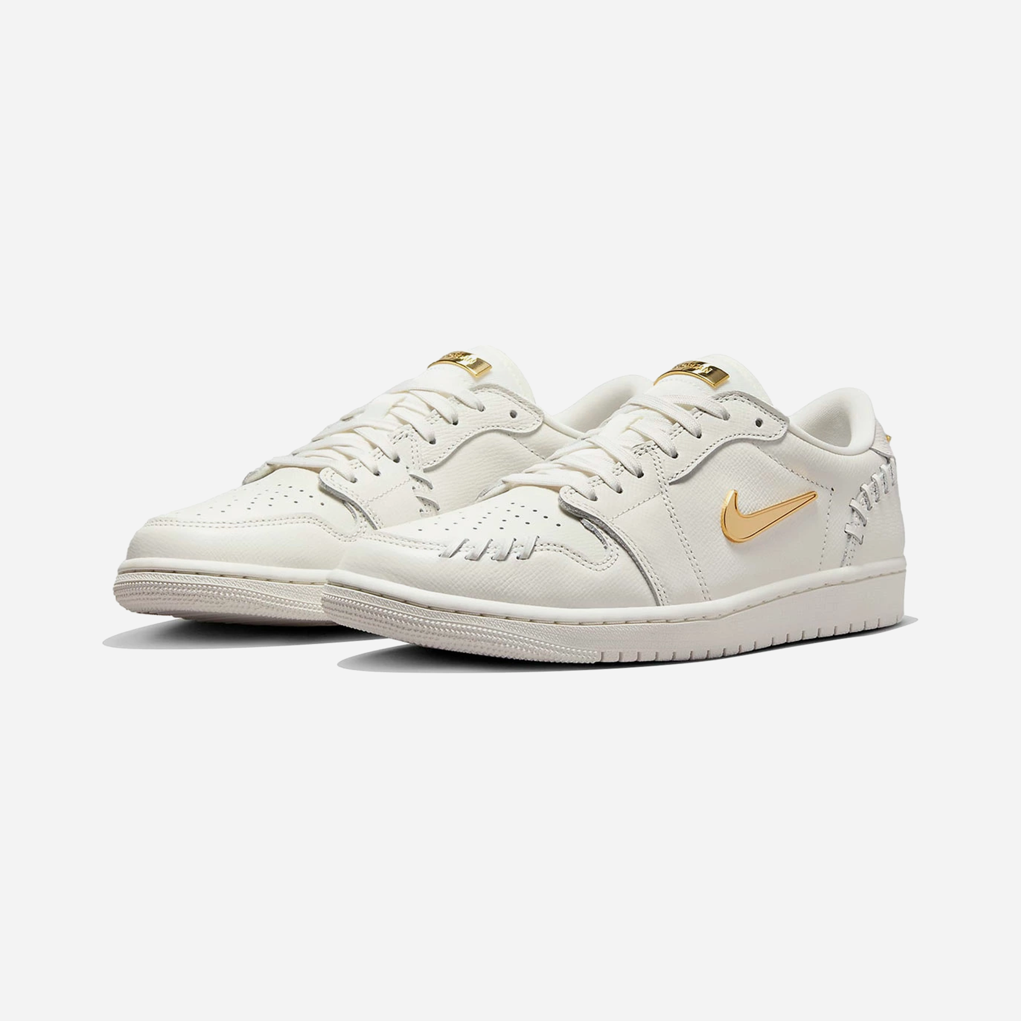 Nike Air Jordan 1 Low Method of Make Sail Metallic Gold WMNS - view 2