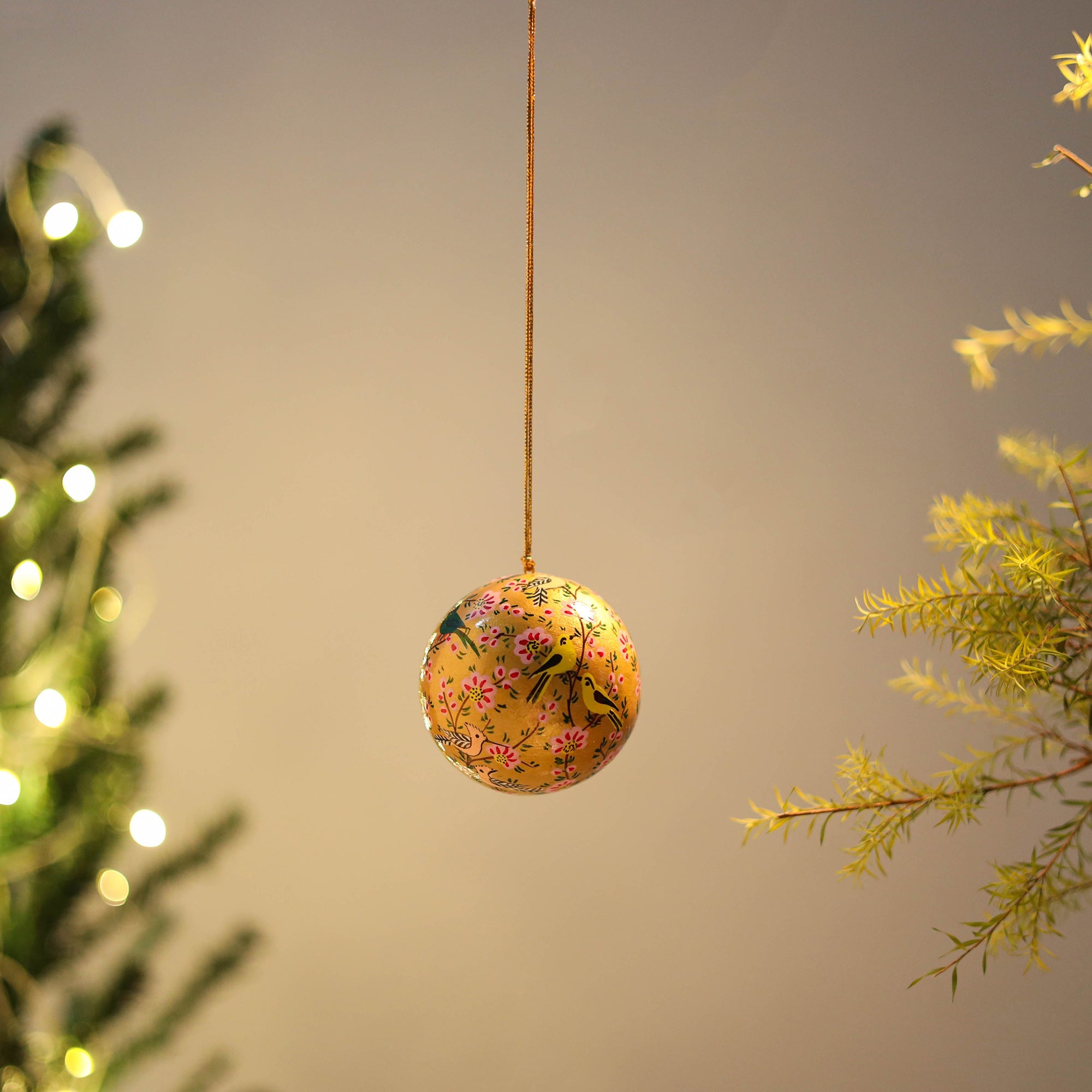 CRAFTVERA Ball - Kashmir Handpainted Christmas Ornament 08