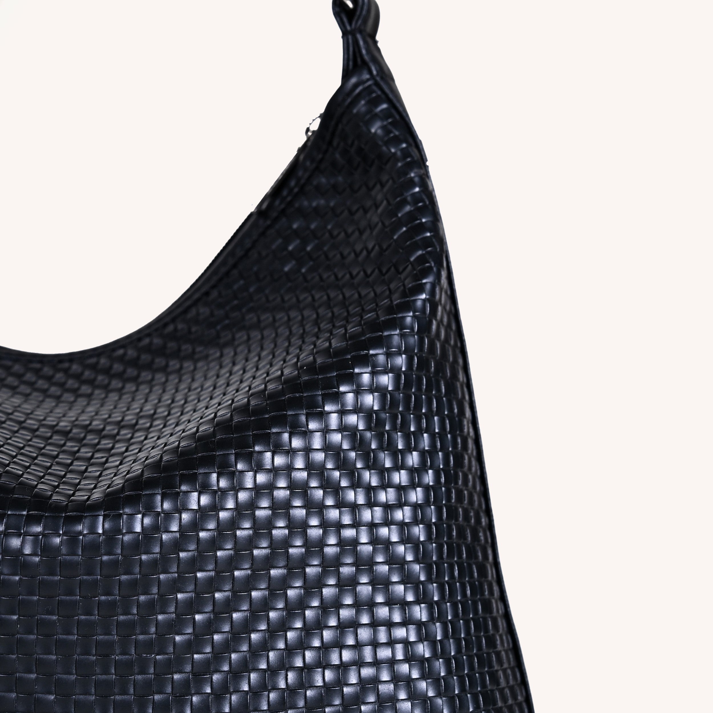 Nestasia Black Soi Trendy Hobo Handbag - view 10