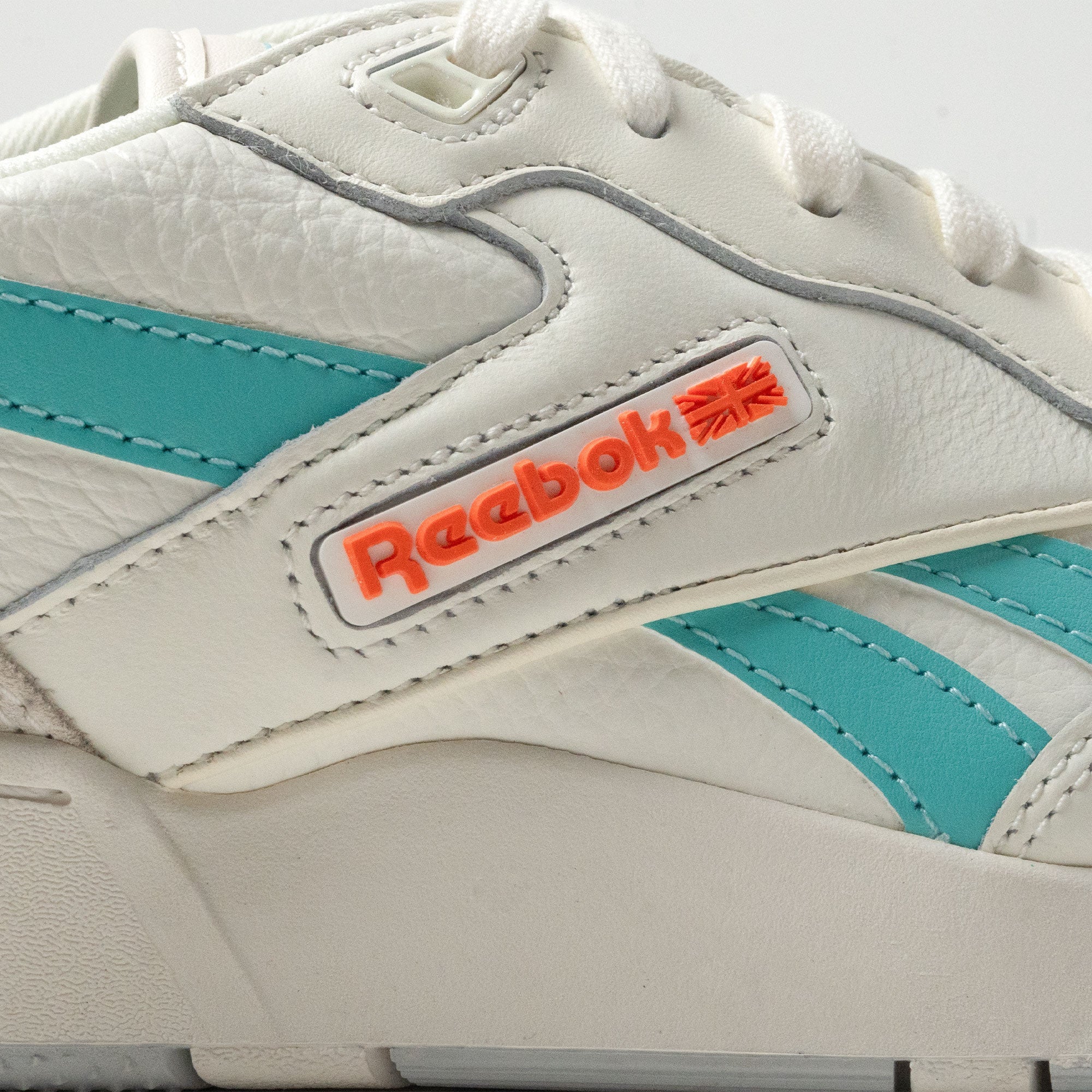 Reebok | BB 4000 II { WHITE/BLUE - view 4