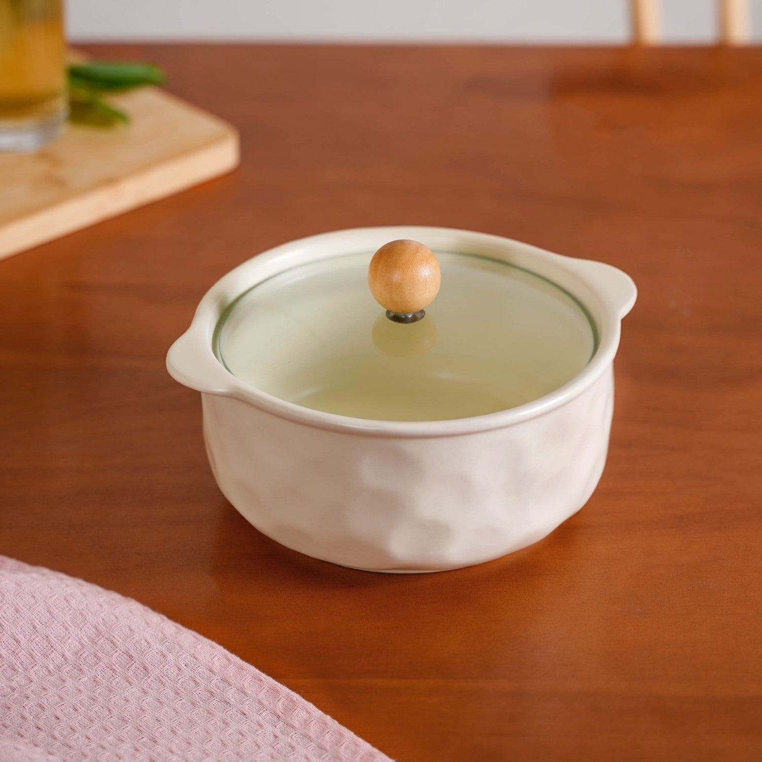 Nestasia Ceramic Serving Bowl With Glass Lid 950ml