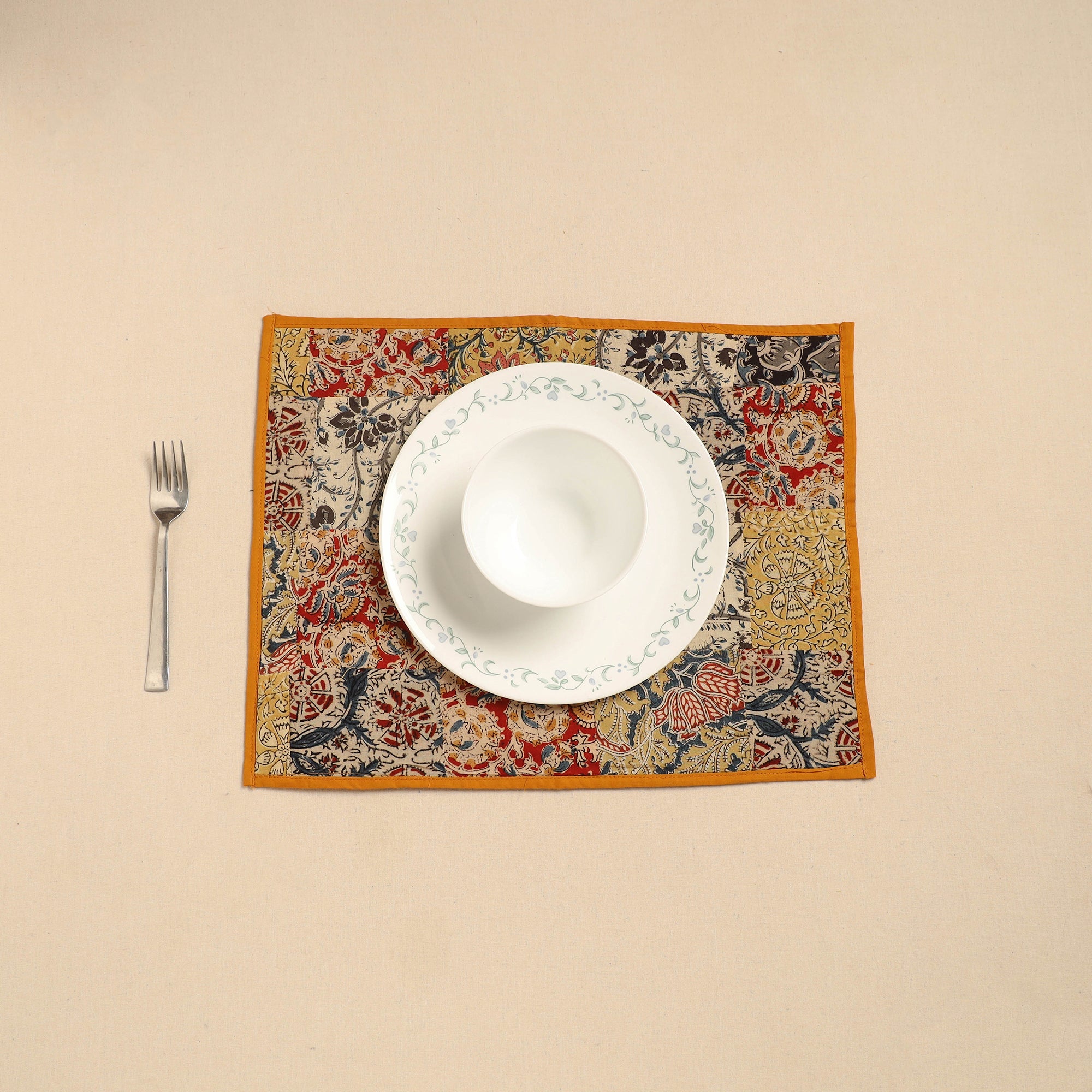 NOORI BAZAR Handcrafted Cotton Patchwork Table Mat 05