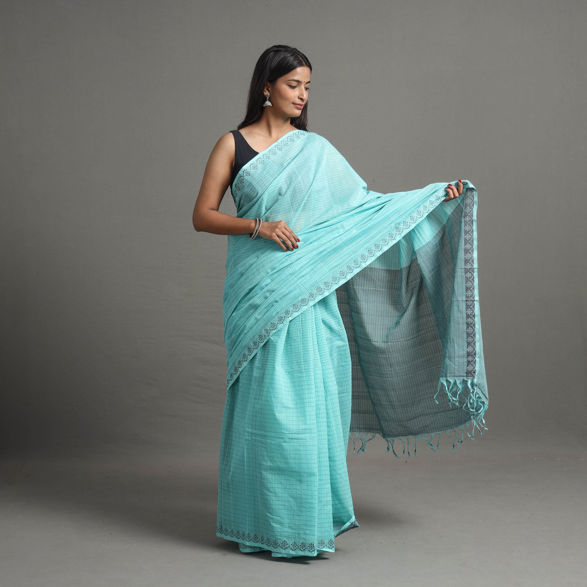 CHITRIKA Narayanpet Mini Gradient Dobby Cotton Handloom Saree 113 - view 2