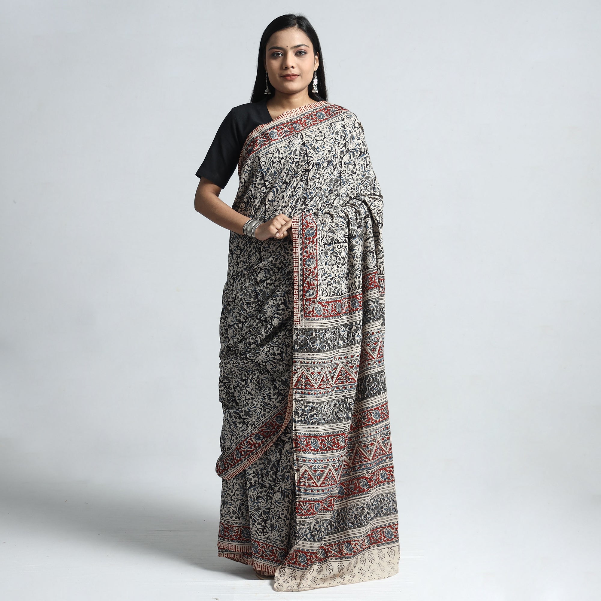 VENKATA BHANU KALAMKARI PEDANA Black - Pedana Block Print Cotton Kalamkari Saree - view 2