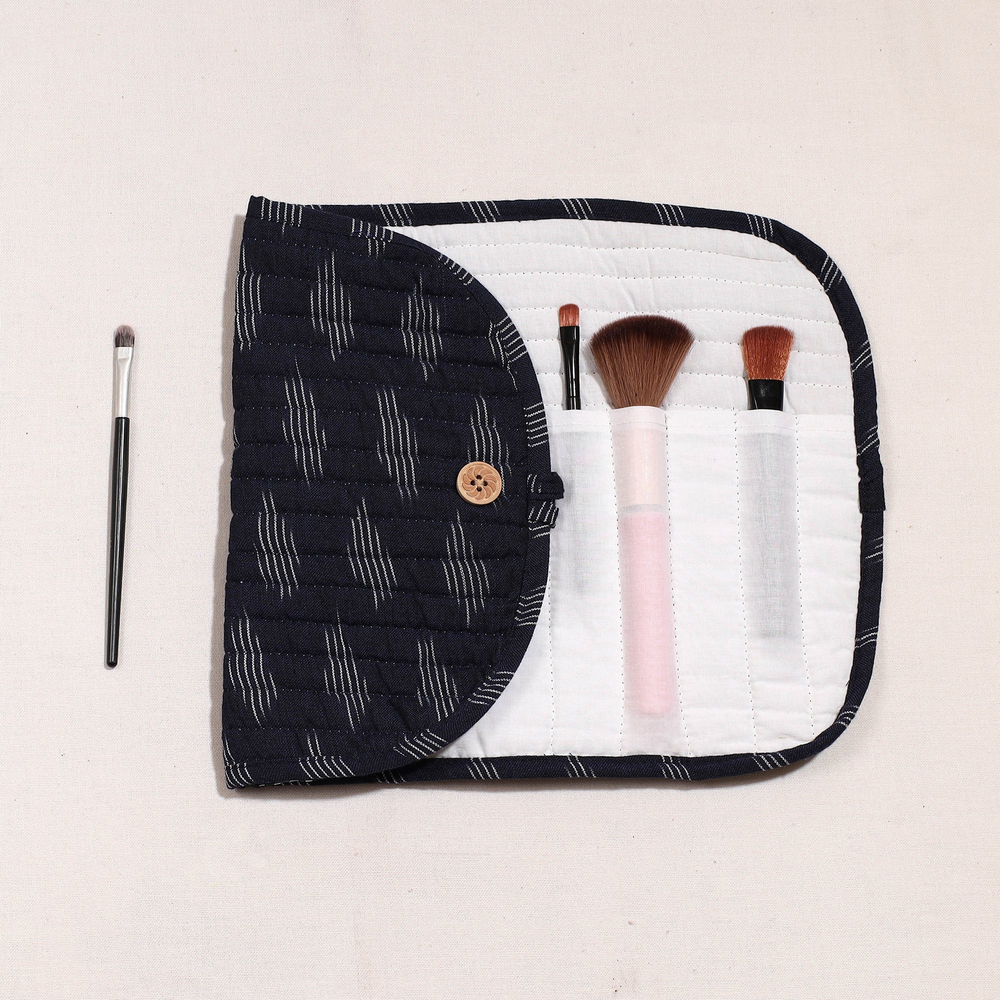 NOORI BAZAR Black - Ikat Fabric Multipurpose Segmented Make-up Brush Wrap Pouch/Case