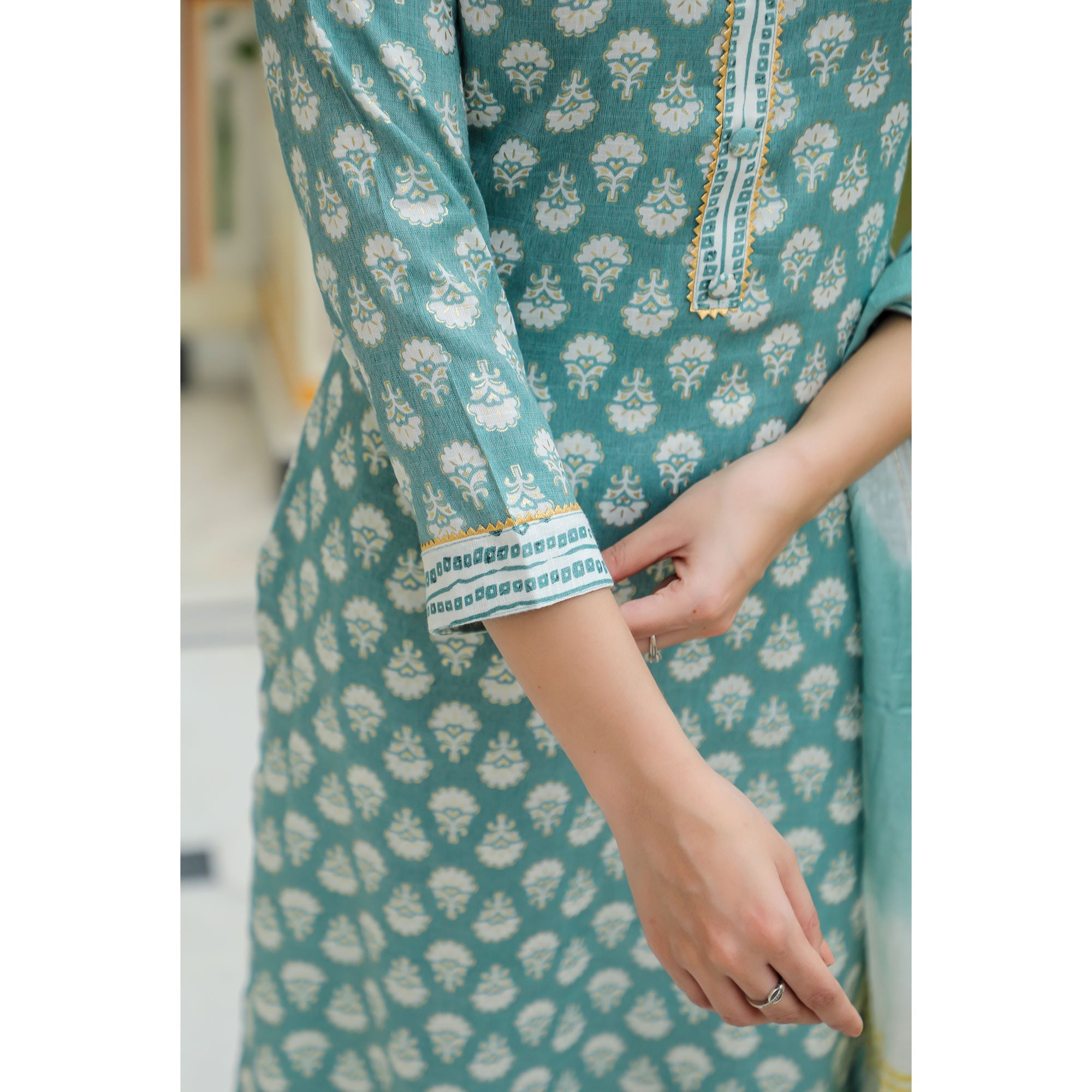 BlackTree green-floral-foil-printed-rayon-suit-1 - view 9