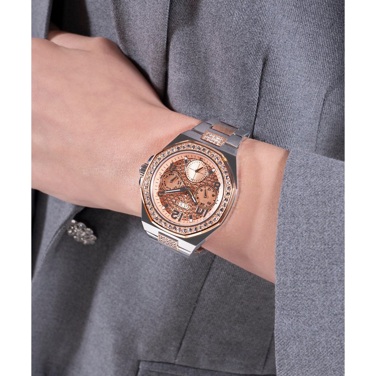 Guess Trend Women Quartz Rose Gold Dial Multi-Function Stainless Steel Watch GW0777L3 - view 8