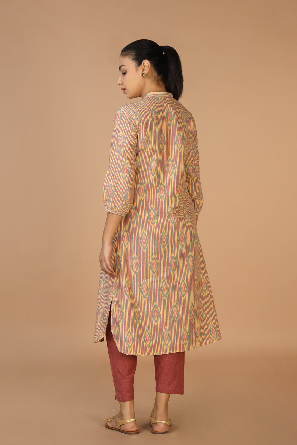Kalanjali Ethnics Handwoven cotton Pochampally Ikat Kurta - view 7