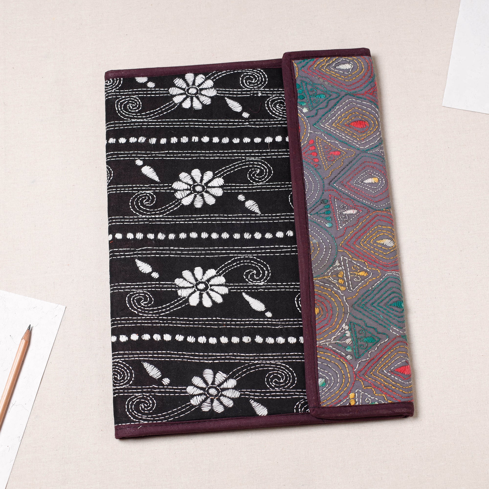 ASALKAAR Bengal Kantha Work Handcrafted File Folder
