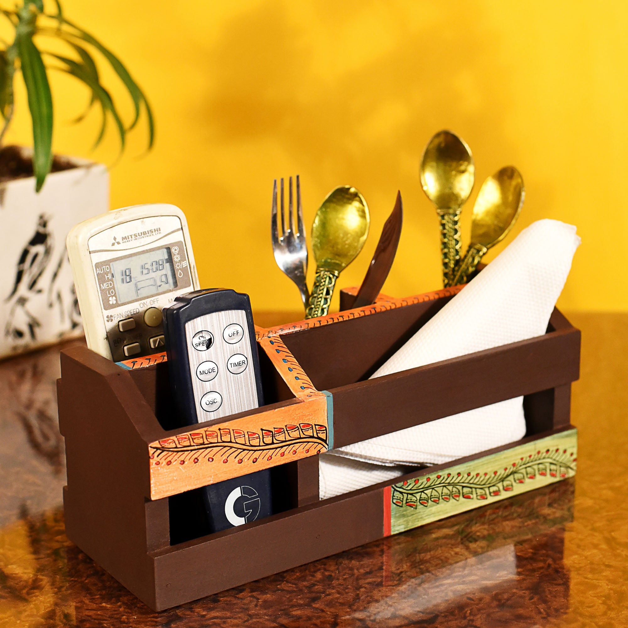 ART CREATIONS BY SUMAN SONTHALIA Brown - Cutlery Holder Handcrafted in Wood with Tribal Art (10x3.5x4")