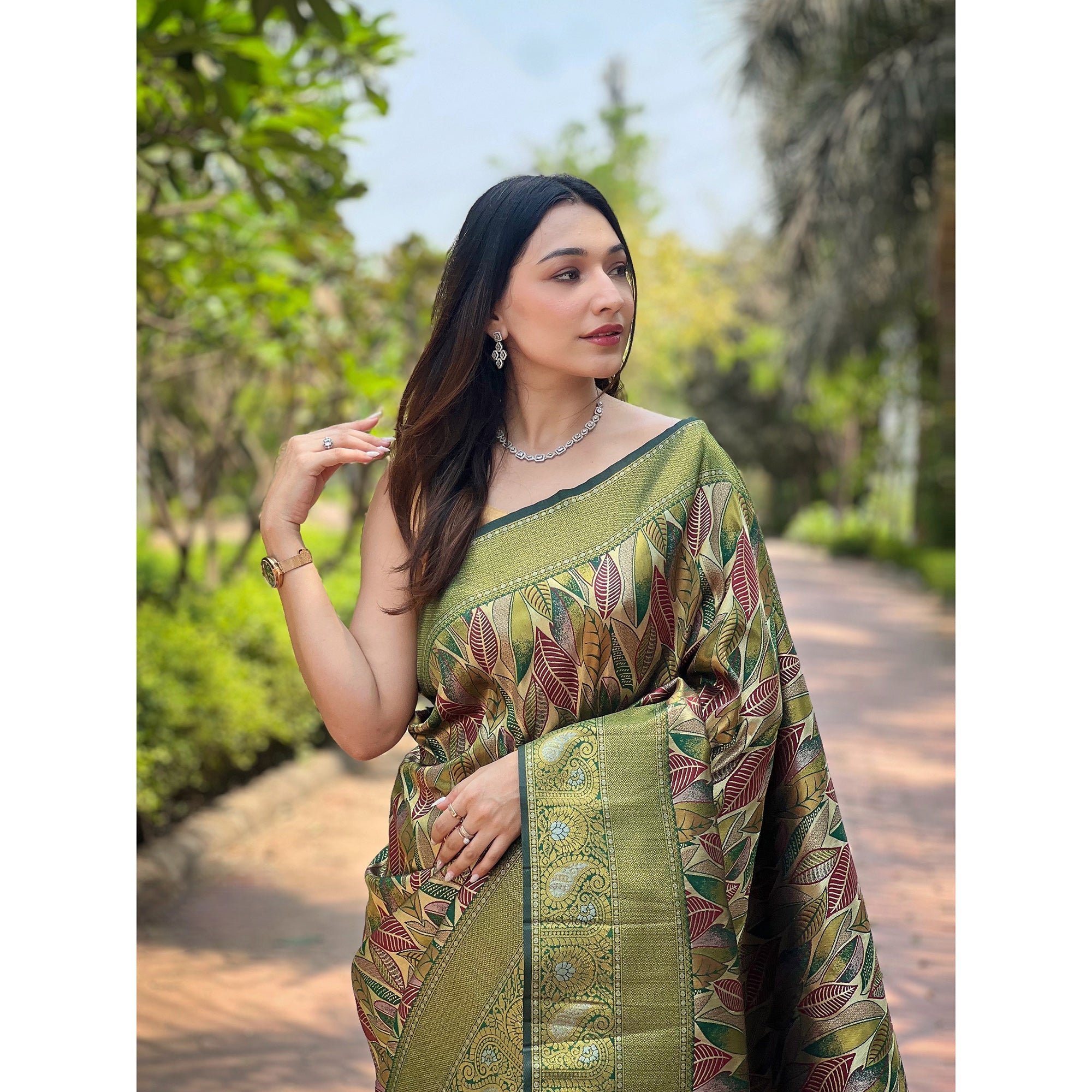 TASARIKA COUTURE Anushka green Kanchipattu Handwork Silk Saree - view 3