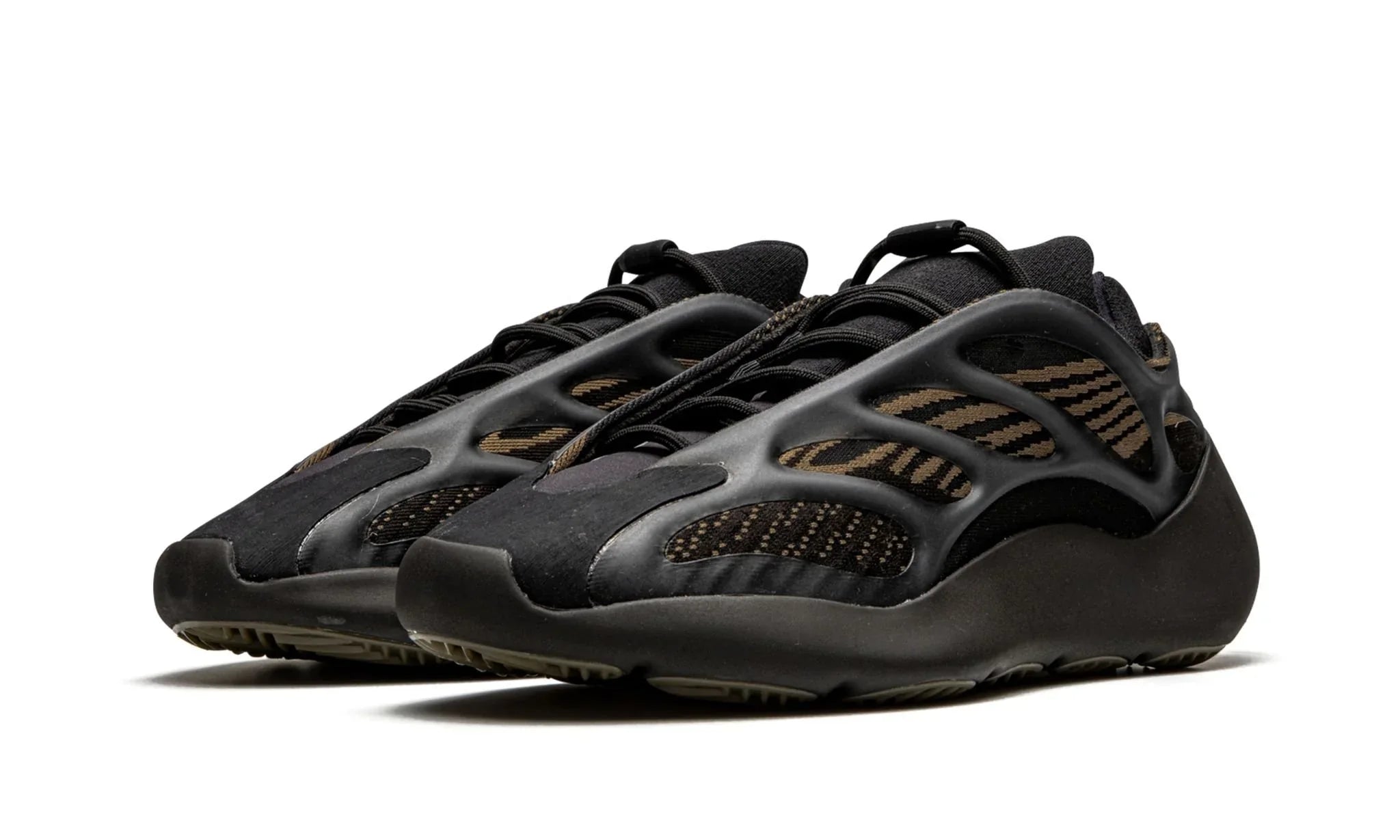 Cop Underdog Adidas Yeezy 700 V3 Clay Brown - view 2