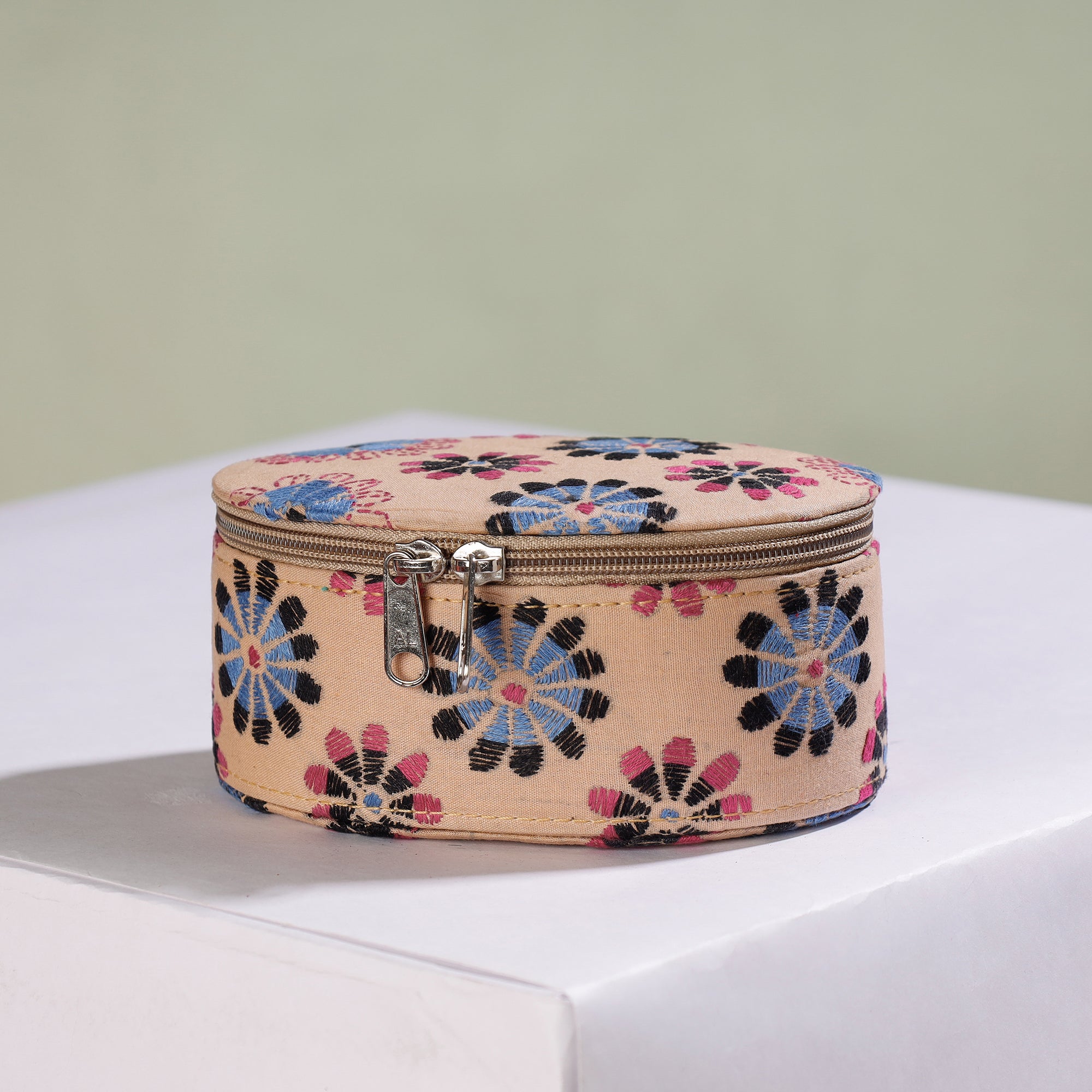 ASALKAAR Beige - Bengal Kantha Work Handcrafted Oval Jewelry Box with Mirror