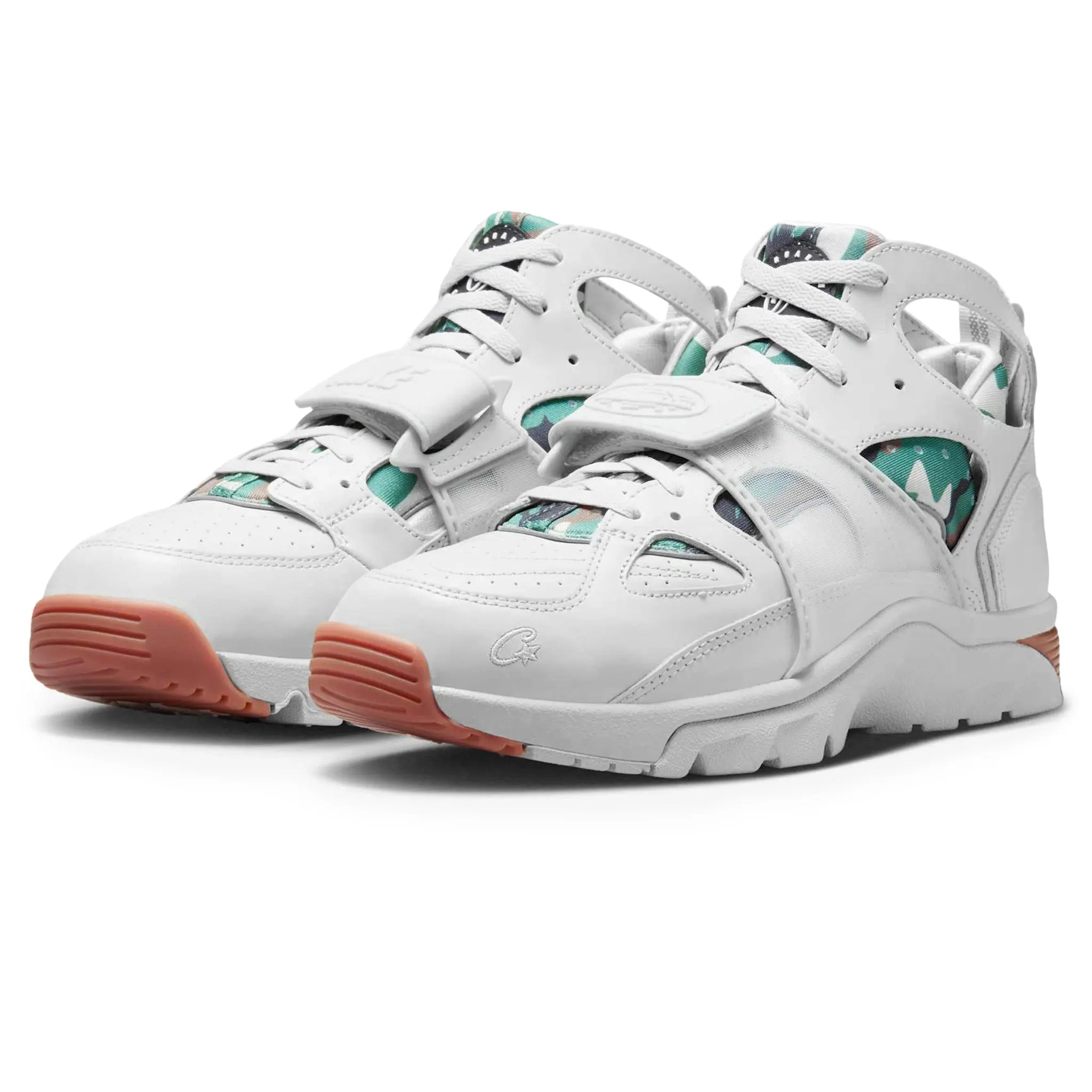 Corteiz x Nike Air Huarache Light Bone – White - view 2