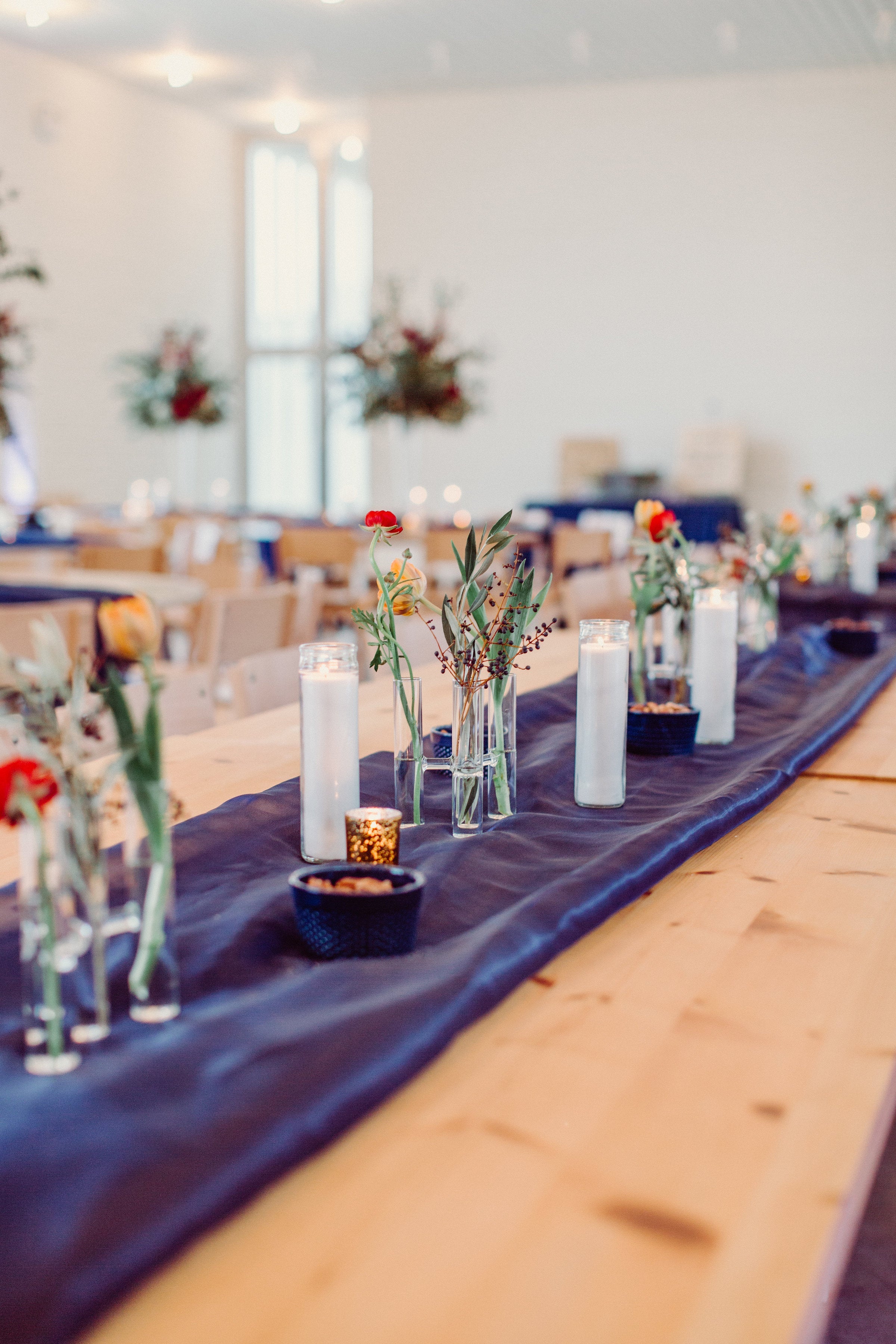 fiftyflowers.com Colorful Winter Wedding - view 3