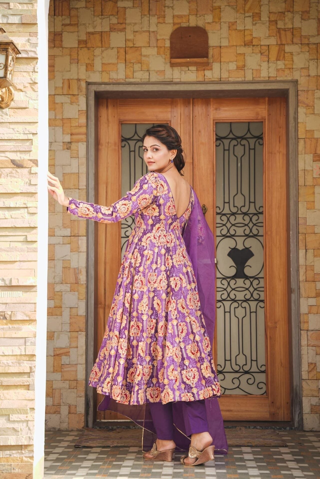 Idaho-o Pranavi Purple Heavy Suit Set - view 5