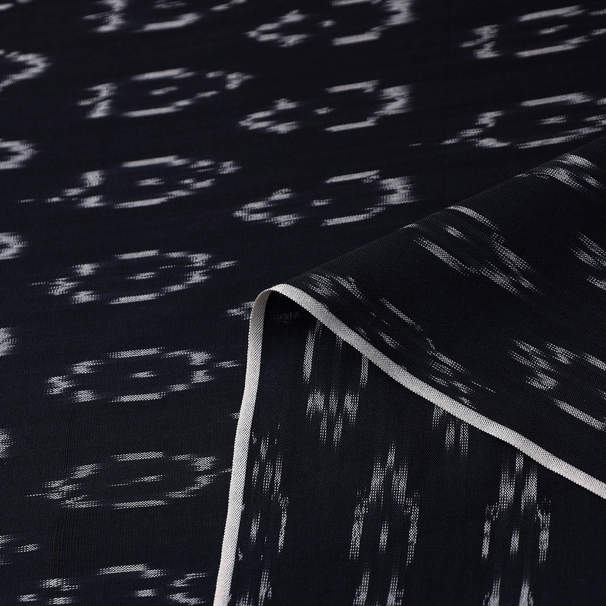 SOUTH KARGHA Black - Mercerised Cotton Pochampally Ikat Fabric 19 - view 4