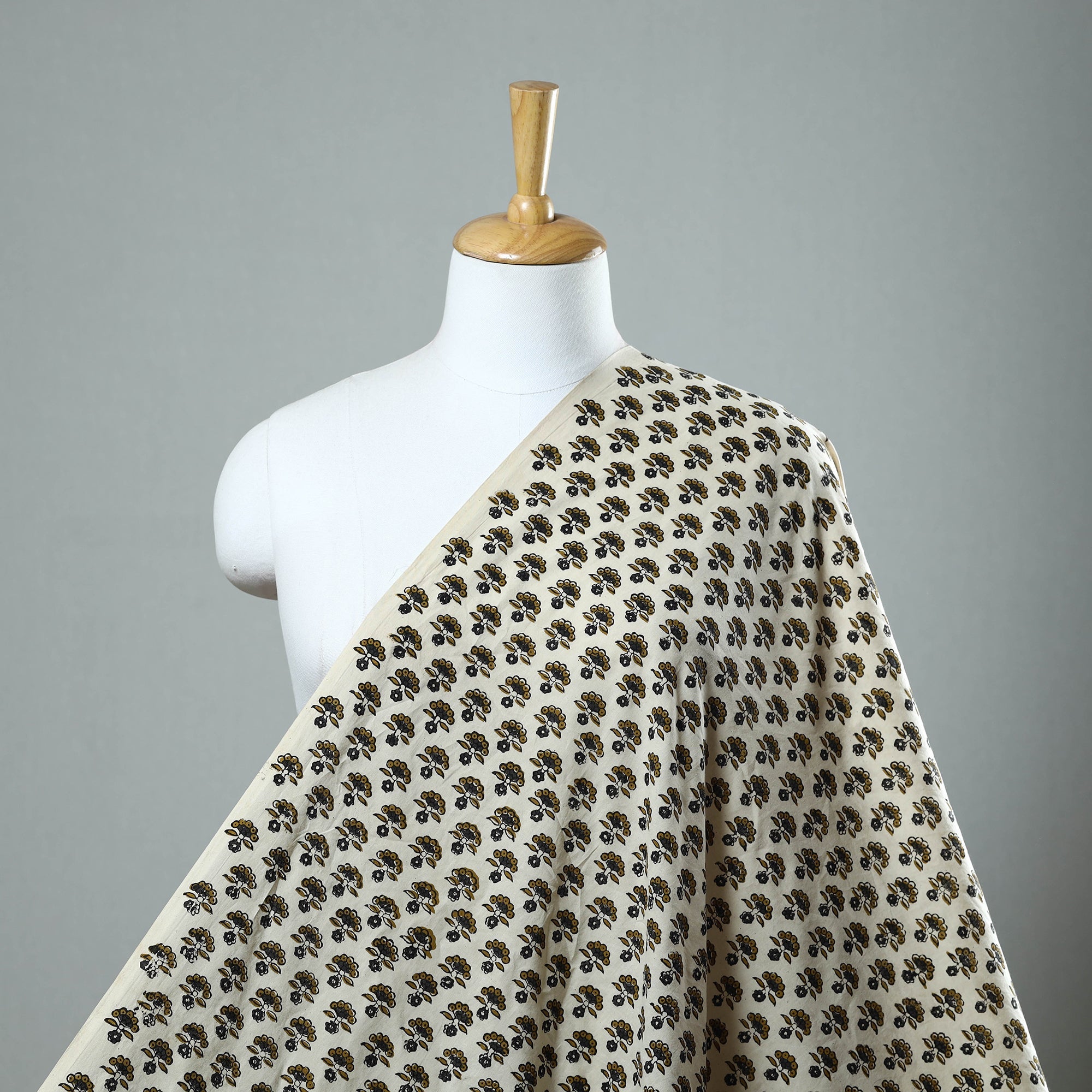 BAGRU DABU PRINTS Beige - Block Printed Cotton Kalamkari Bagru Fabric 15