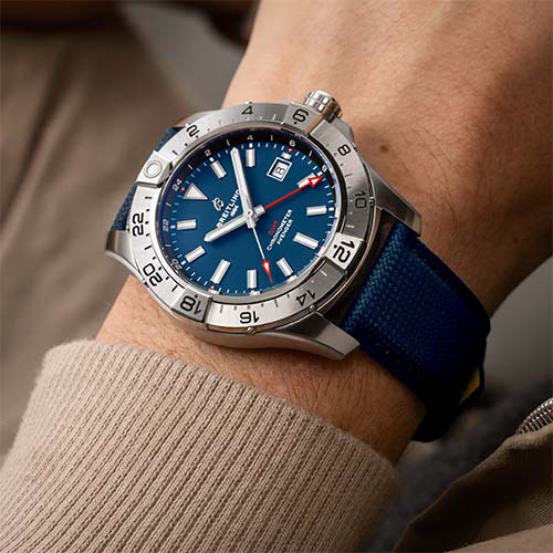 Breitling Avenger Automatic GMT 44 DIAL MEN 44mm A32320101C1X1 - view 4