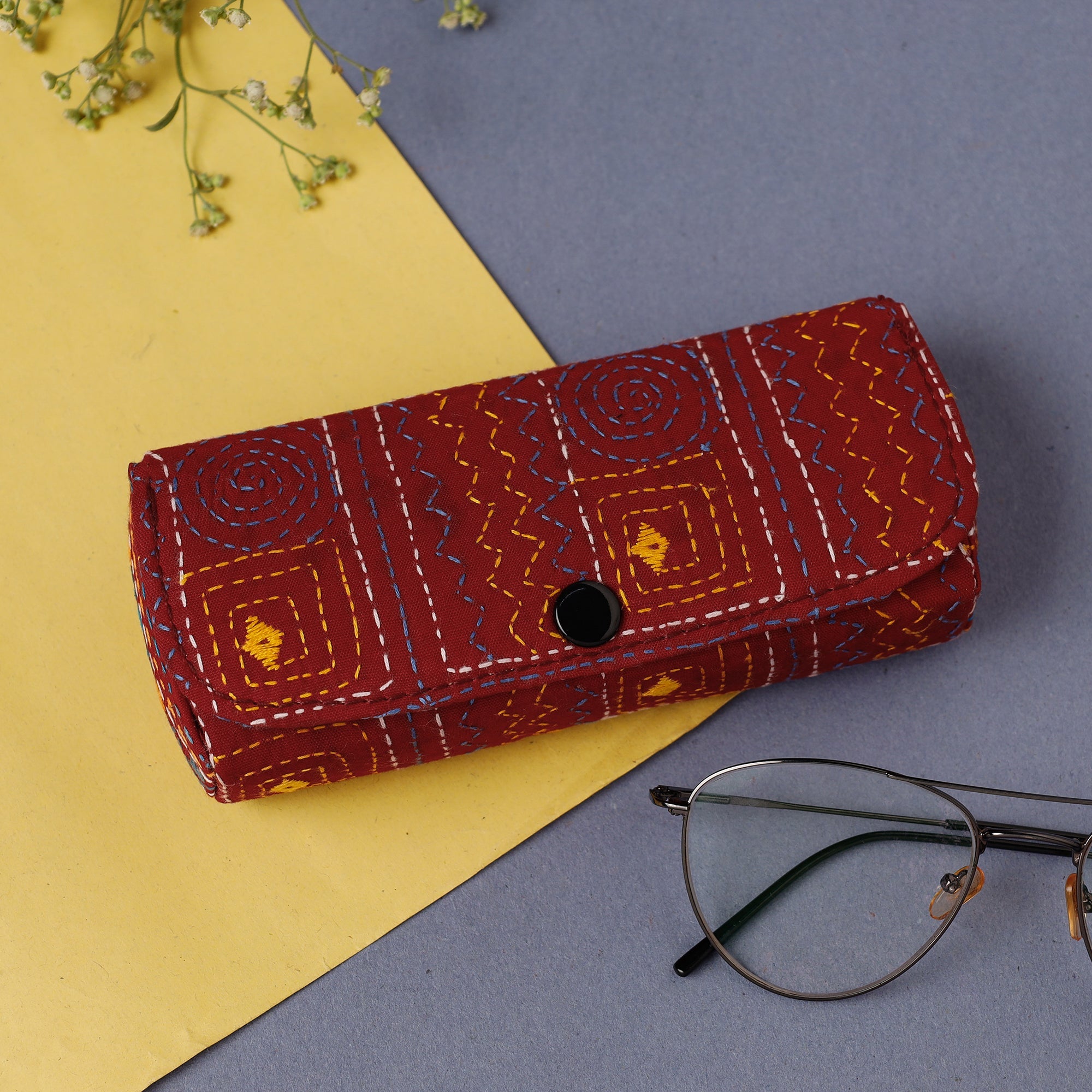 ASALKAAR Bengal Kantha Work Handcrafted Spectacles Case