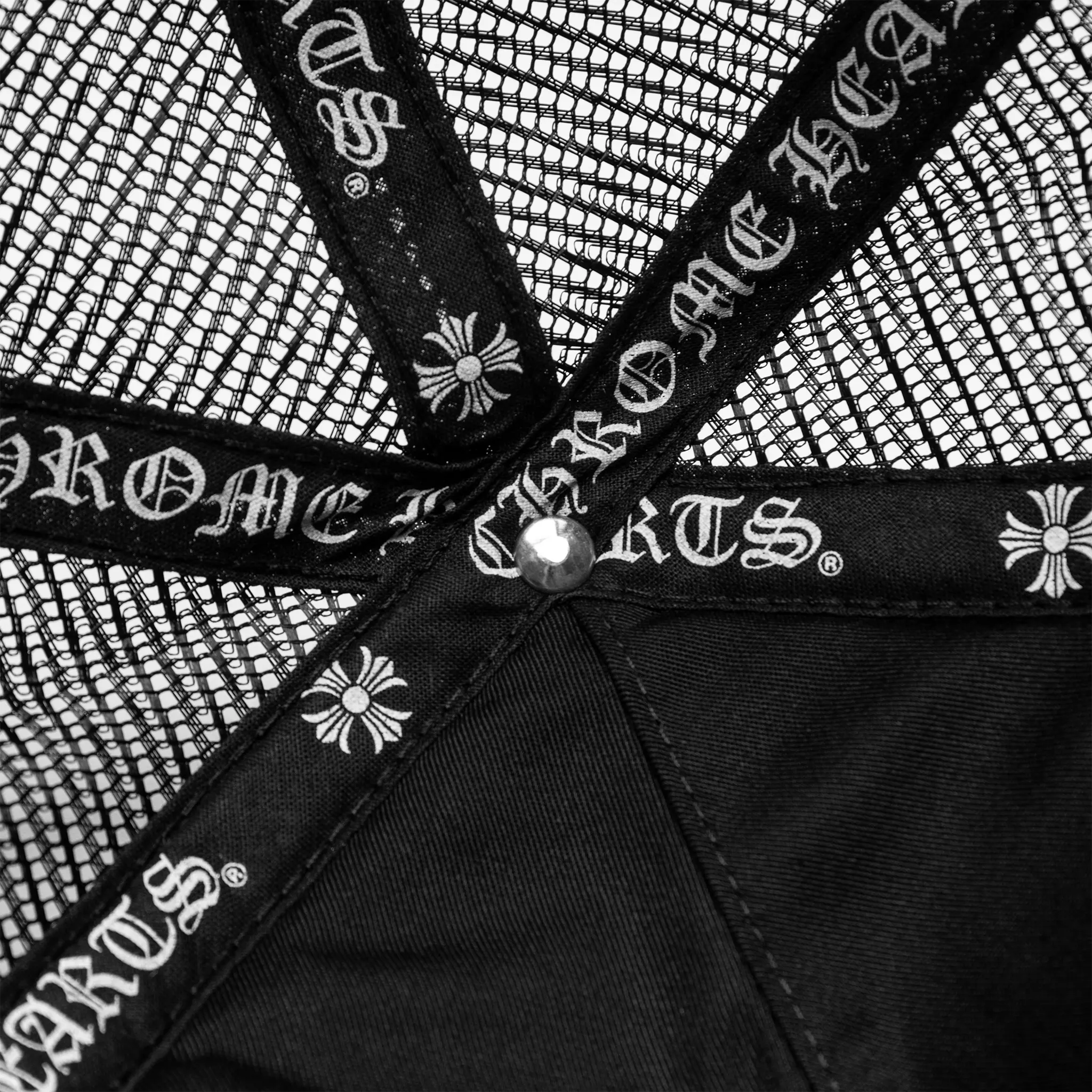 Chrome Hearts Cemetery Black White Trucker Cap - view 7