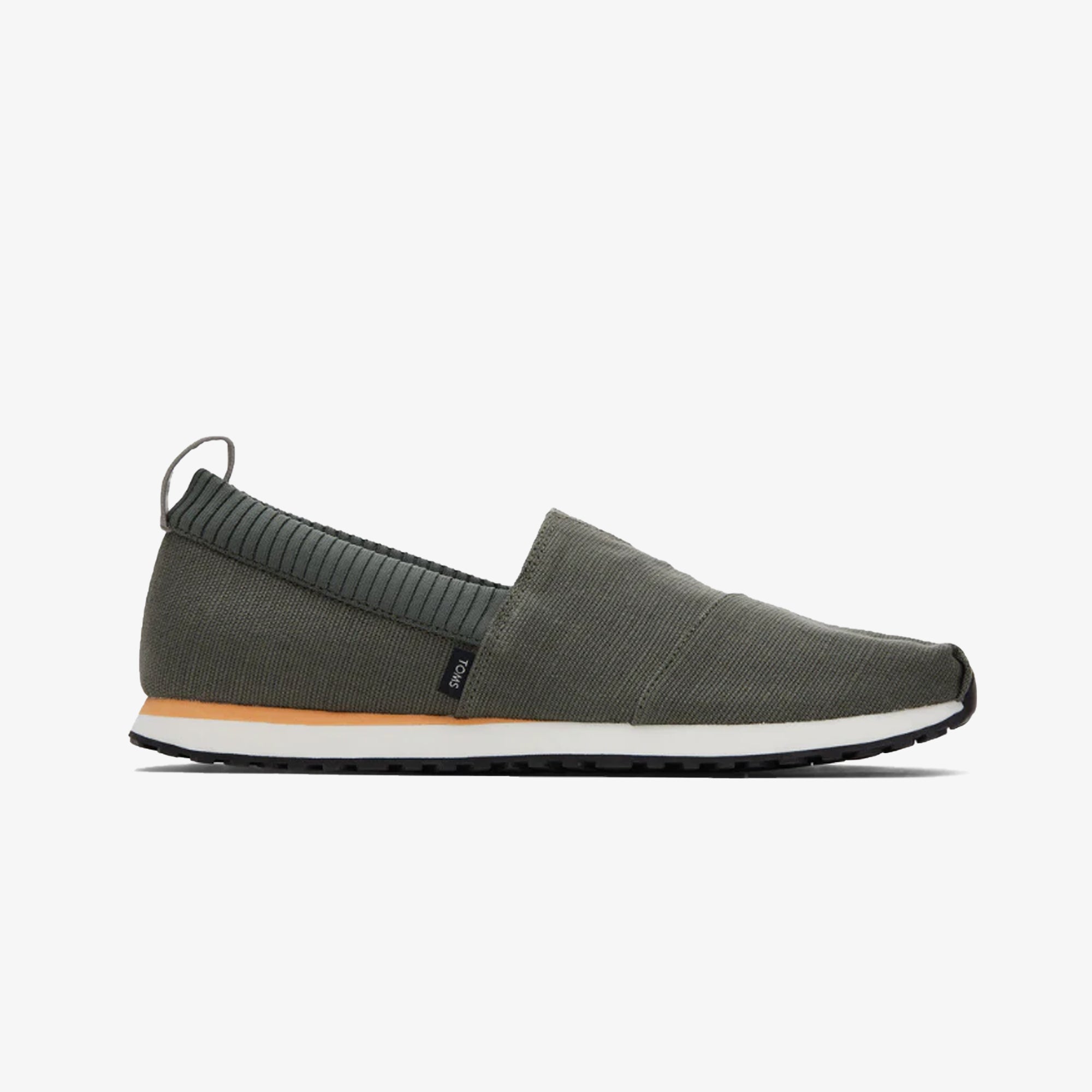 Toms | RESIDENT { GREEN - view 3