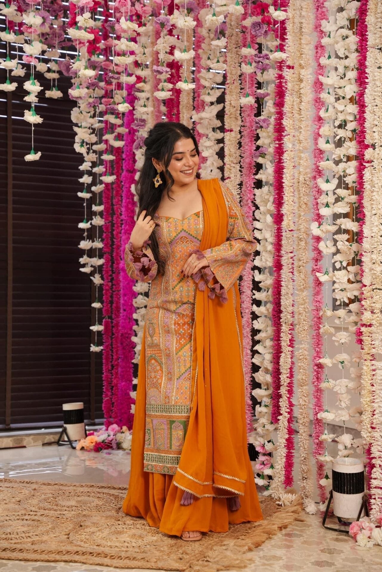 Idaho-o Sunset aura heavy embroidered suit set - view 3