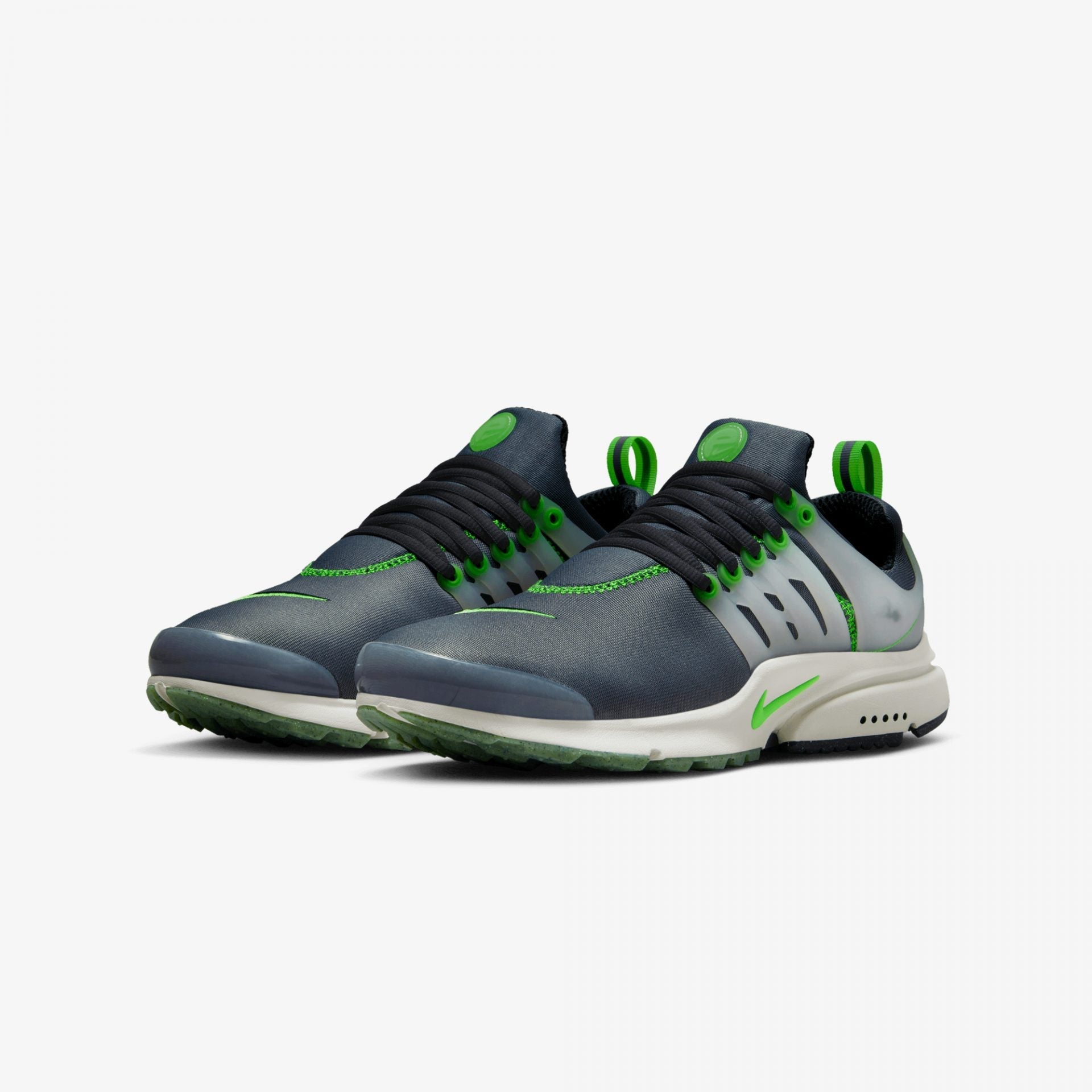 Nike | AIR PRESTO HALLOWEEN { SMOKE GREEN/OFF NOIR