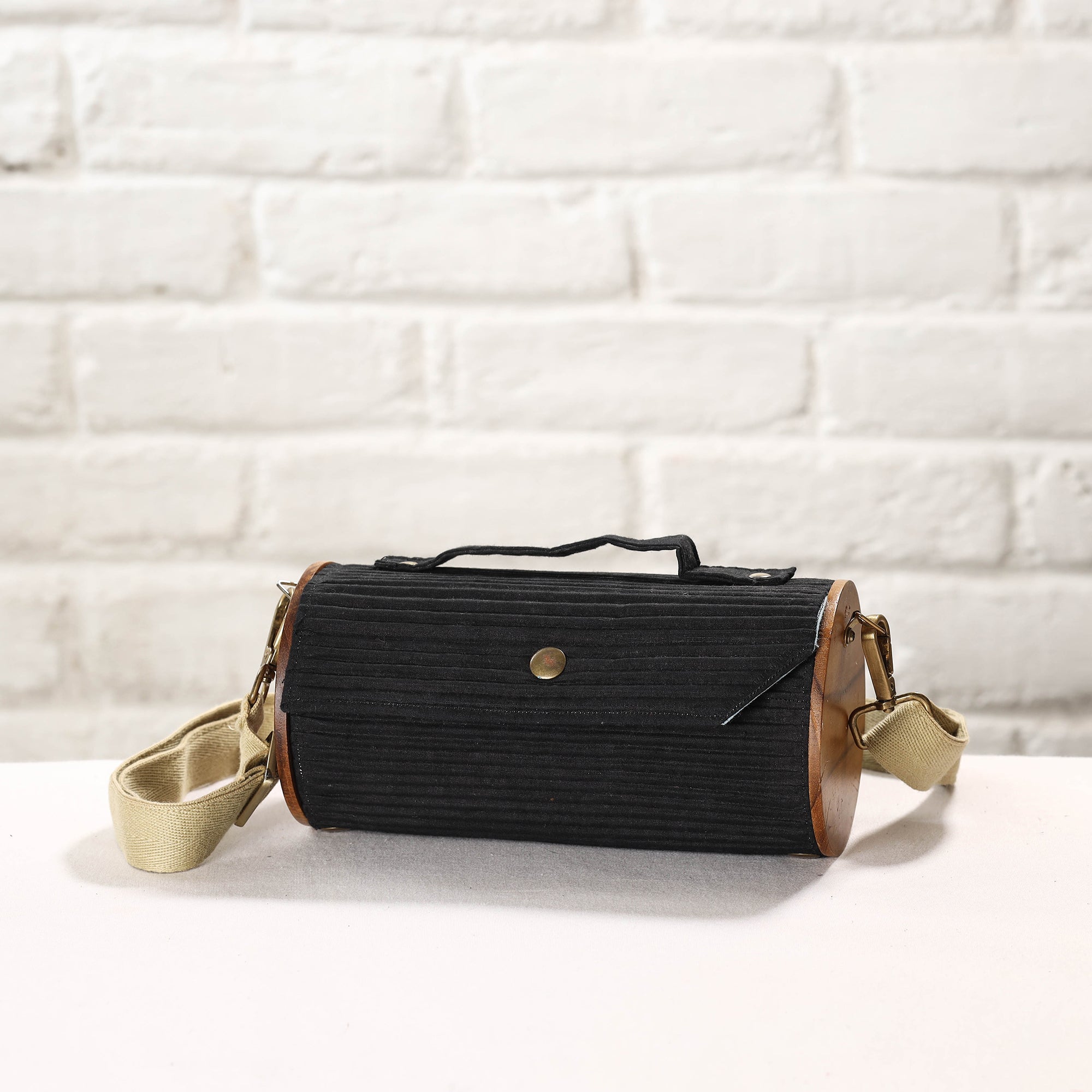 LUKKA CHUPPI Black - DIY Round Sling Bag / Clutch With Changeable Sleeve - view 2