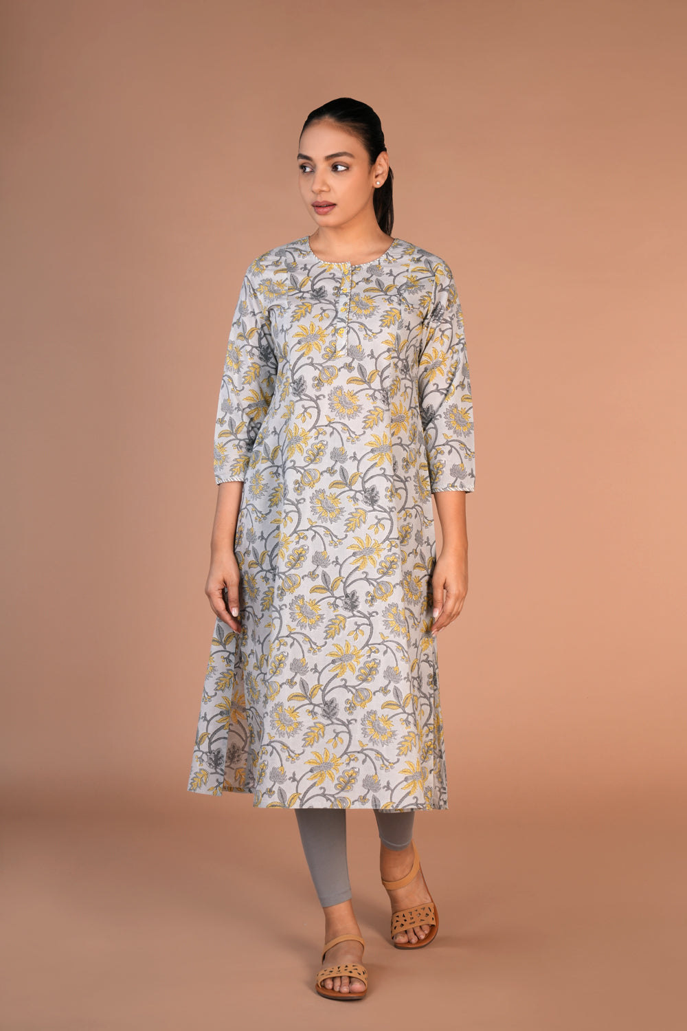 Kalanjali Ethnics Hand block printed cotton kurti - view 2