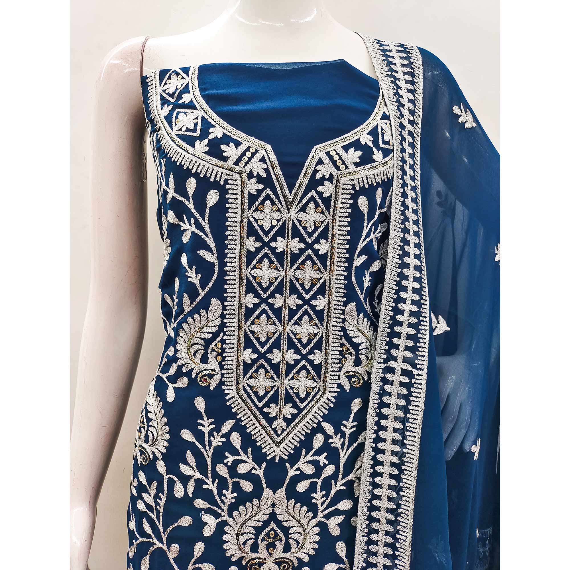 Peachmode Morpich Floral Sequins Embroidered Georgette Dress Material - view 5