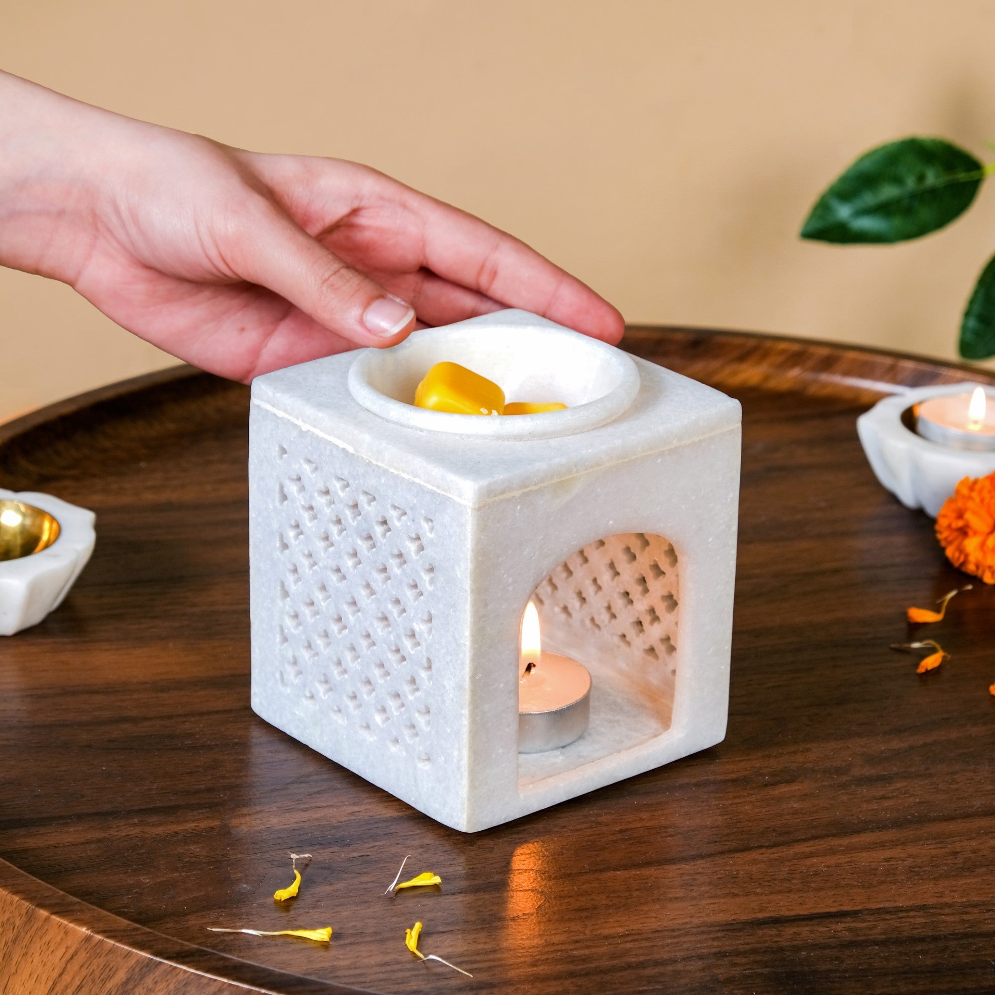 Nestasia Jharokha Artistry Marble Diffuser - view 3