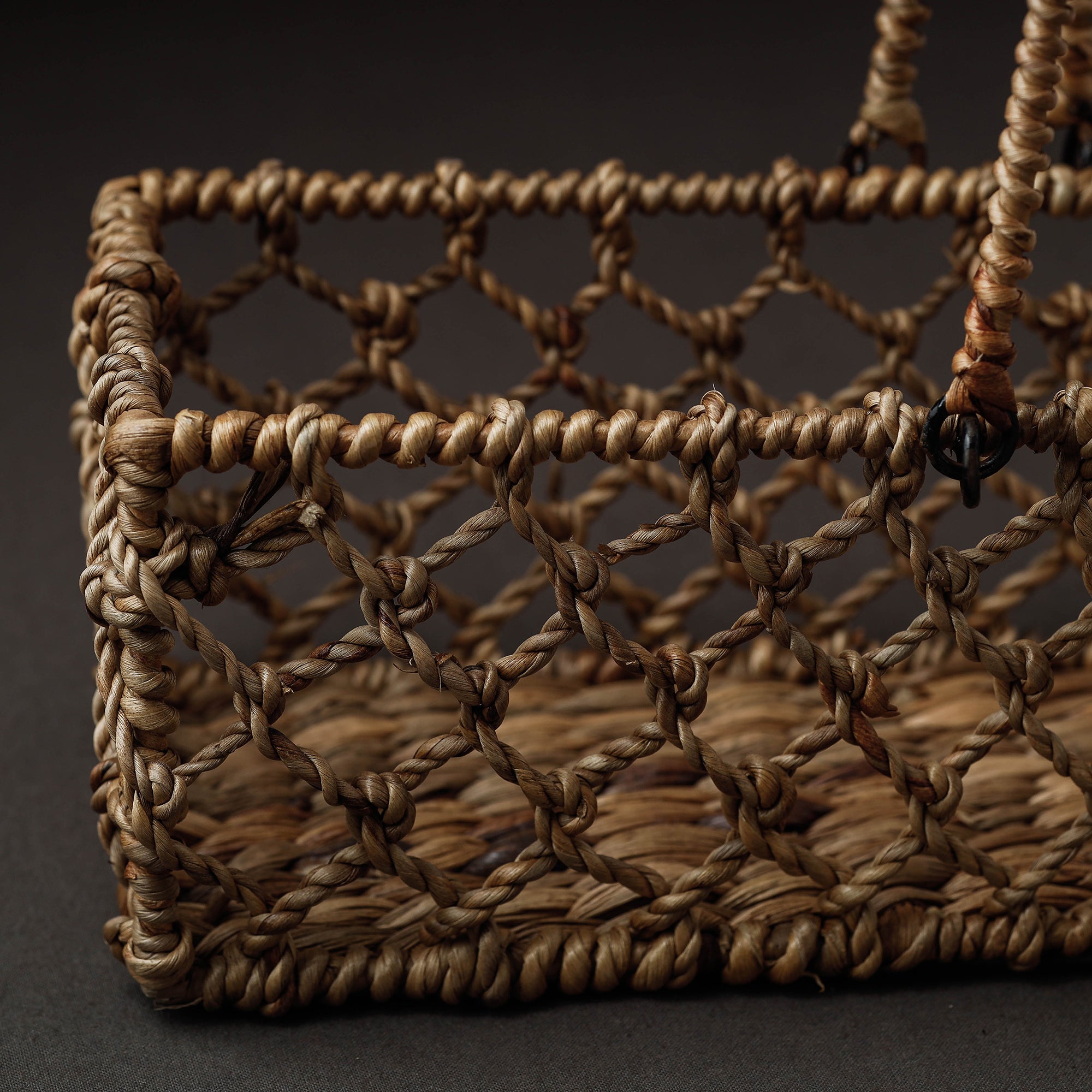 ASAMA Brown - Handcrafted Organic Water Hyacinth Plush Basket (12 x 4 in) - view 3