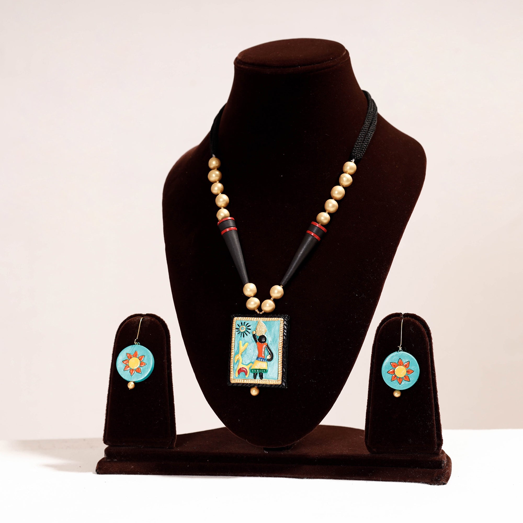 KHUSHBASH - HAPPY LOOM OF EAST Bishnupur Handpainted Terracotta Necklace Set