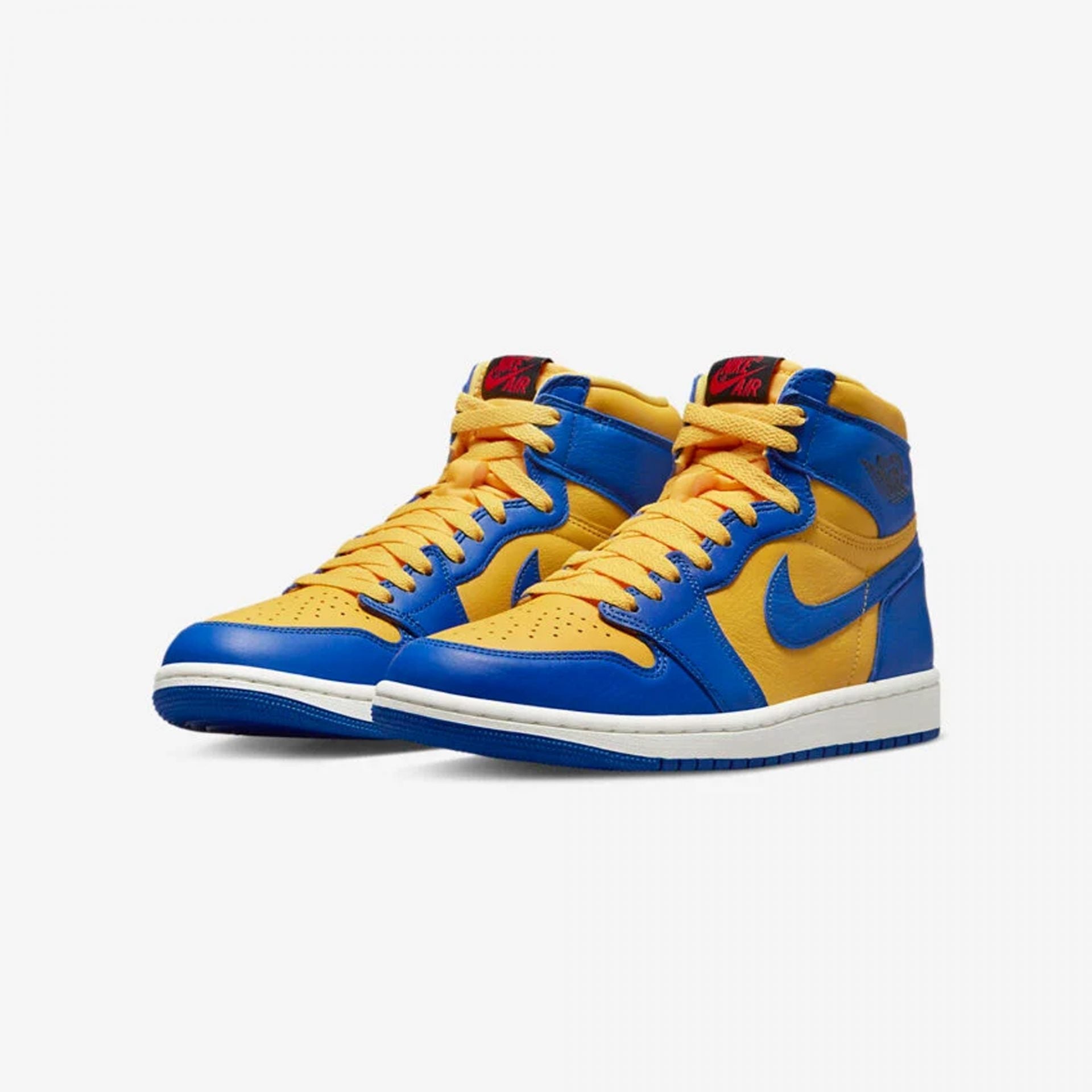 Jordan | AIR JORDAN 1 RETRO HIGH OG { VARSITY MAIZE/GAME ROYAL-SAIL