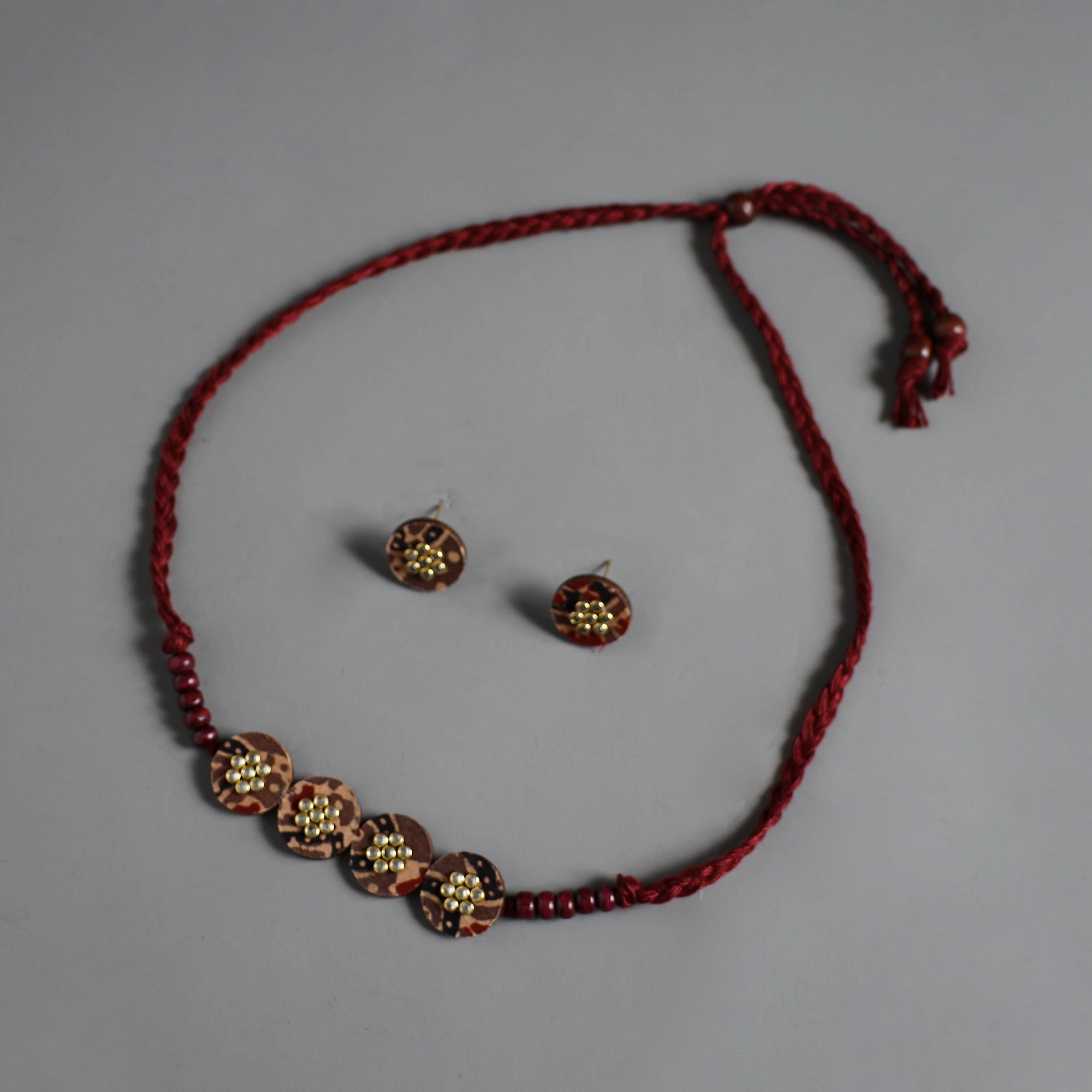 DIVINE GUIDANCE CREATIONS Handmade Fabart Choker Necklace Set with Kundan Work 49 - view 2