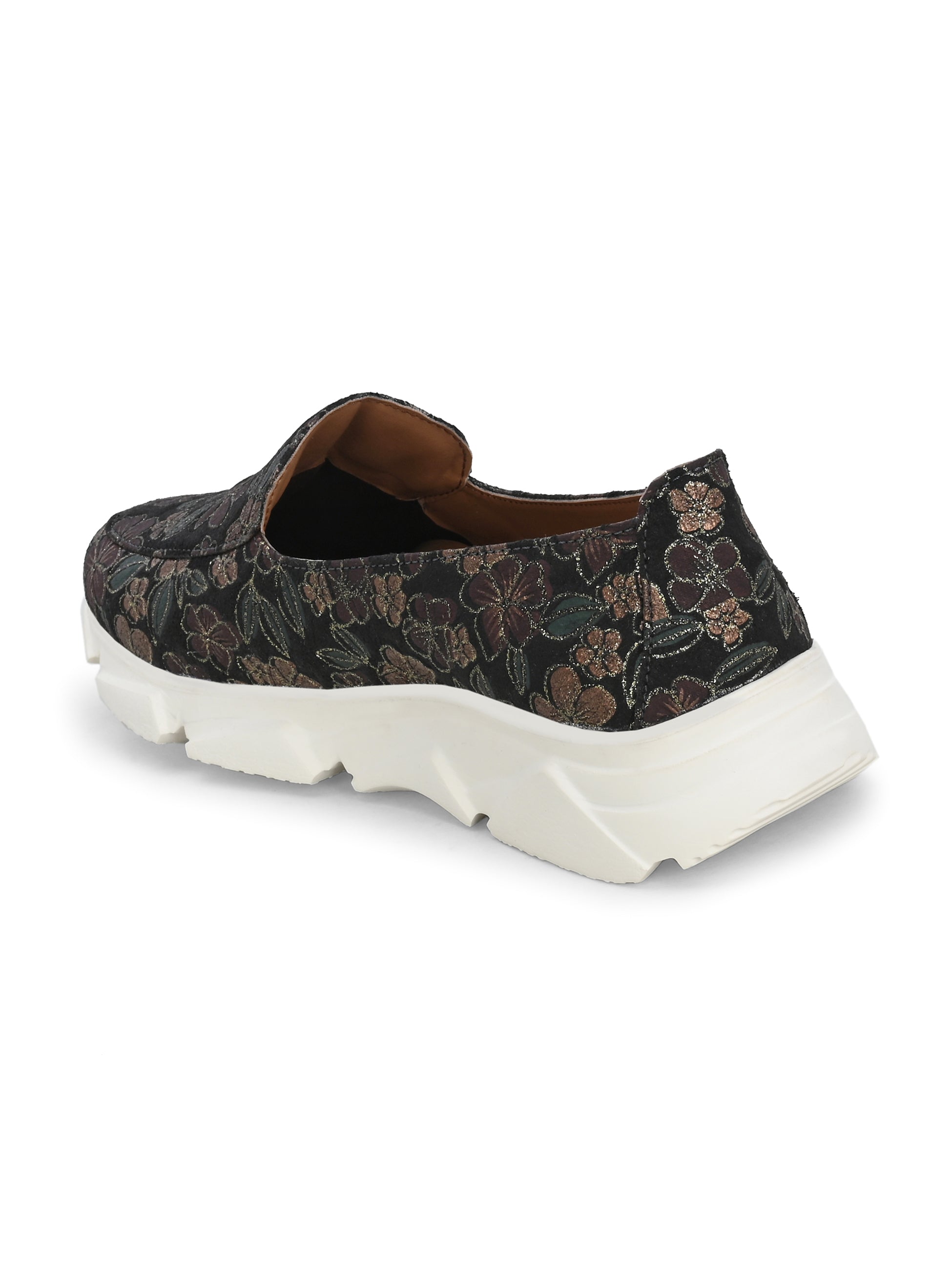 ladybossbyegoss Sneakers by Lady Boss x Egoss - view 6