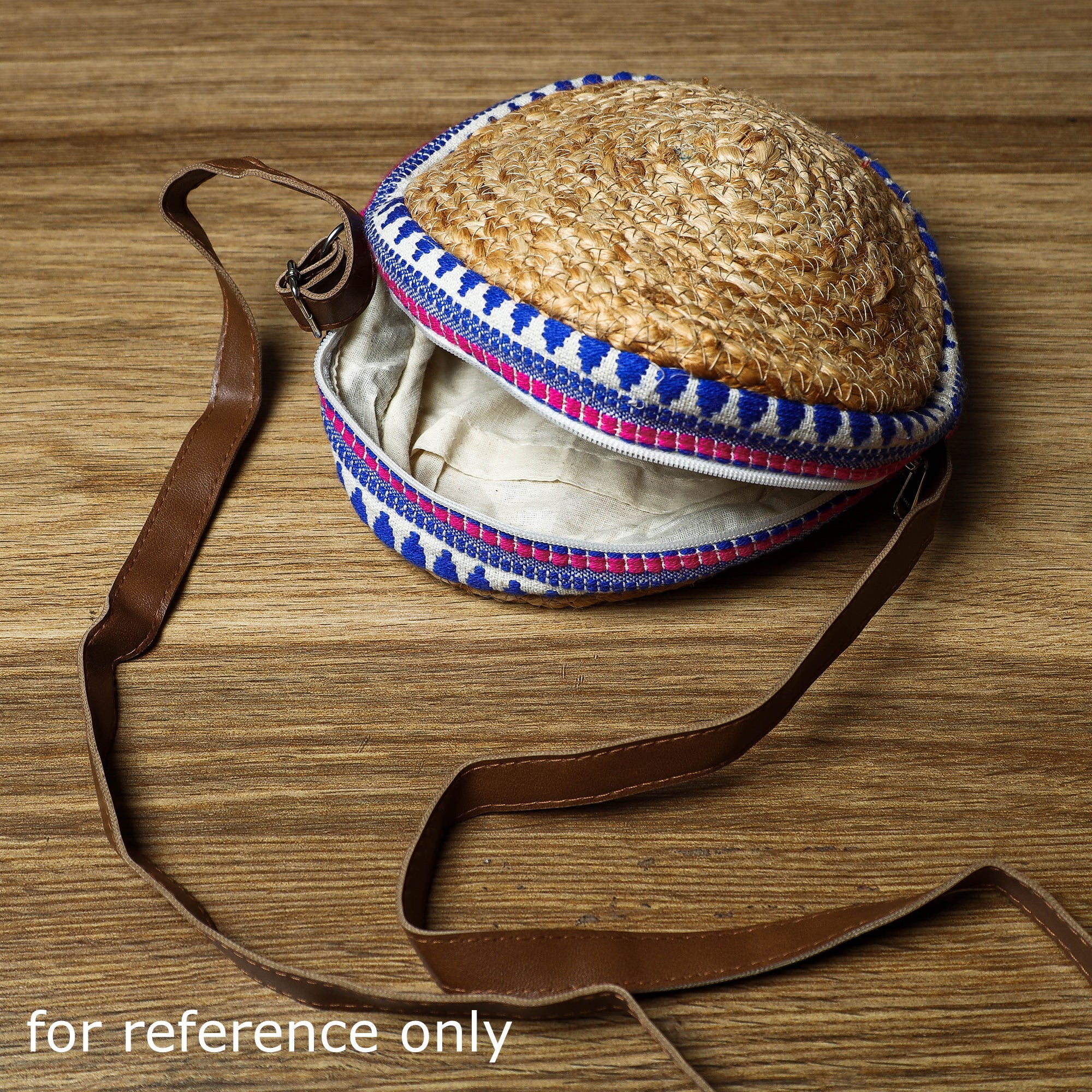 ITOKRI CRAFTS INITIATIVE Beige - Handcrafted Multipurpose Jute Round Hand Bag - view 3