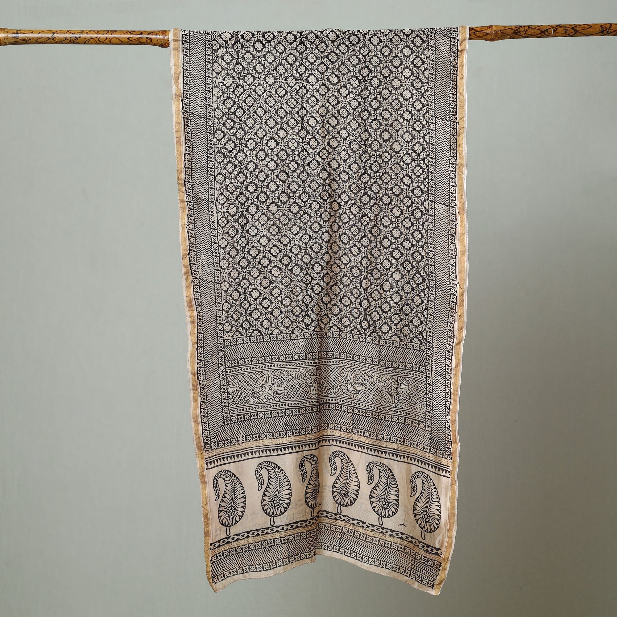 BAGH PRINTS BY MOHAMMED BILAL KHATRI Black - Bagh Hand Block Printed Chanderi Silk Stole 03 - view 2