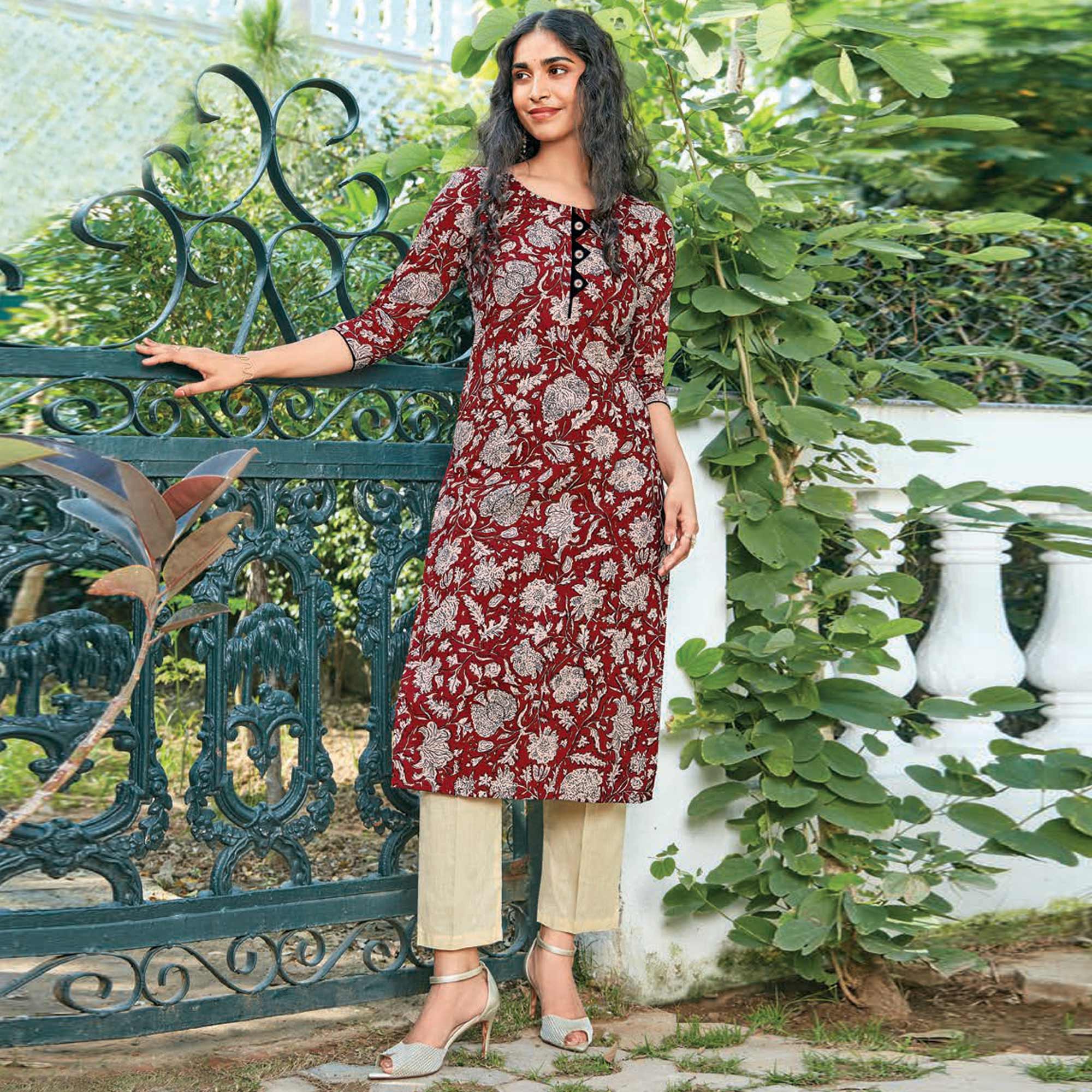 Peachmode Seller Maroon Floral Printed Cotton Blend Kurti