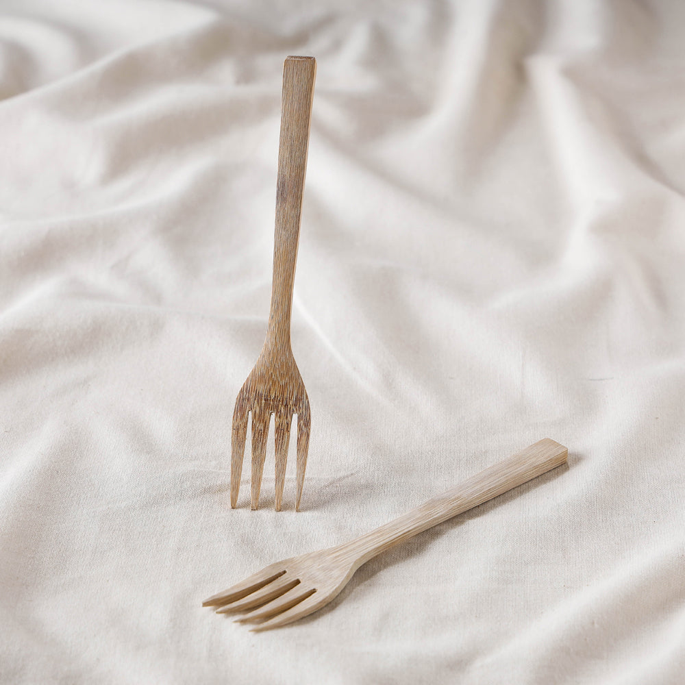 ITOKRI CRAFTS INITIATIVE Beige - Handcrafted Wooden Fork (Set of 2) - view 3