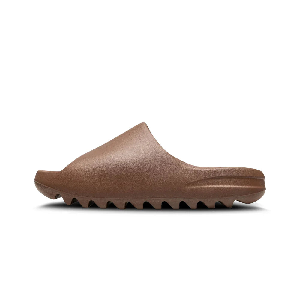 Cop Underdog Adidas Yeezy Slide Flax - view 2
