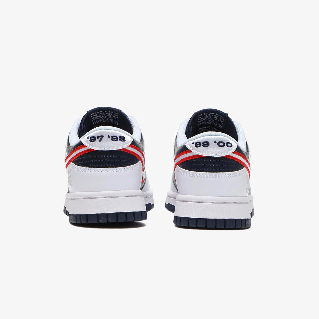 Nike | DUNK LOW PREMIUM { WHITE/UNIVERSITY RED-OBSIDIAN-WOLF GREY - view 2