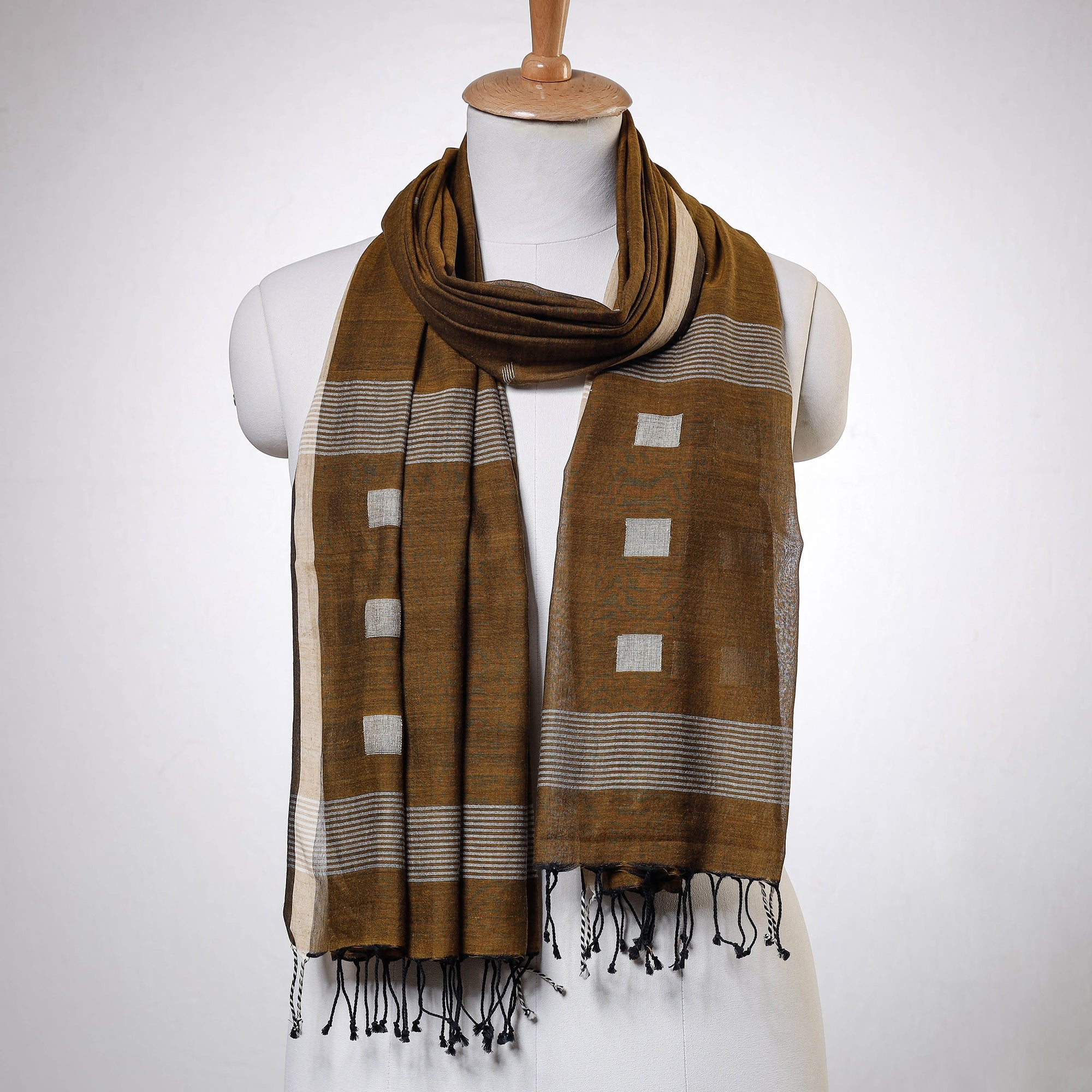 SASHA Brown - Phulia Jamdani Handloom Cotton Stole with Tassels