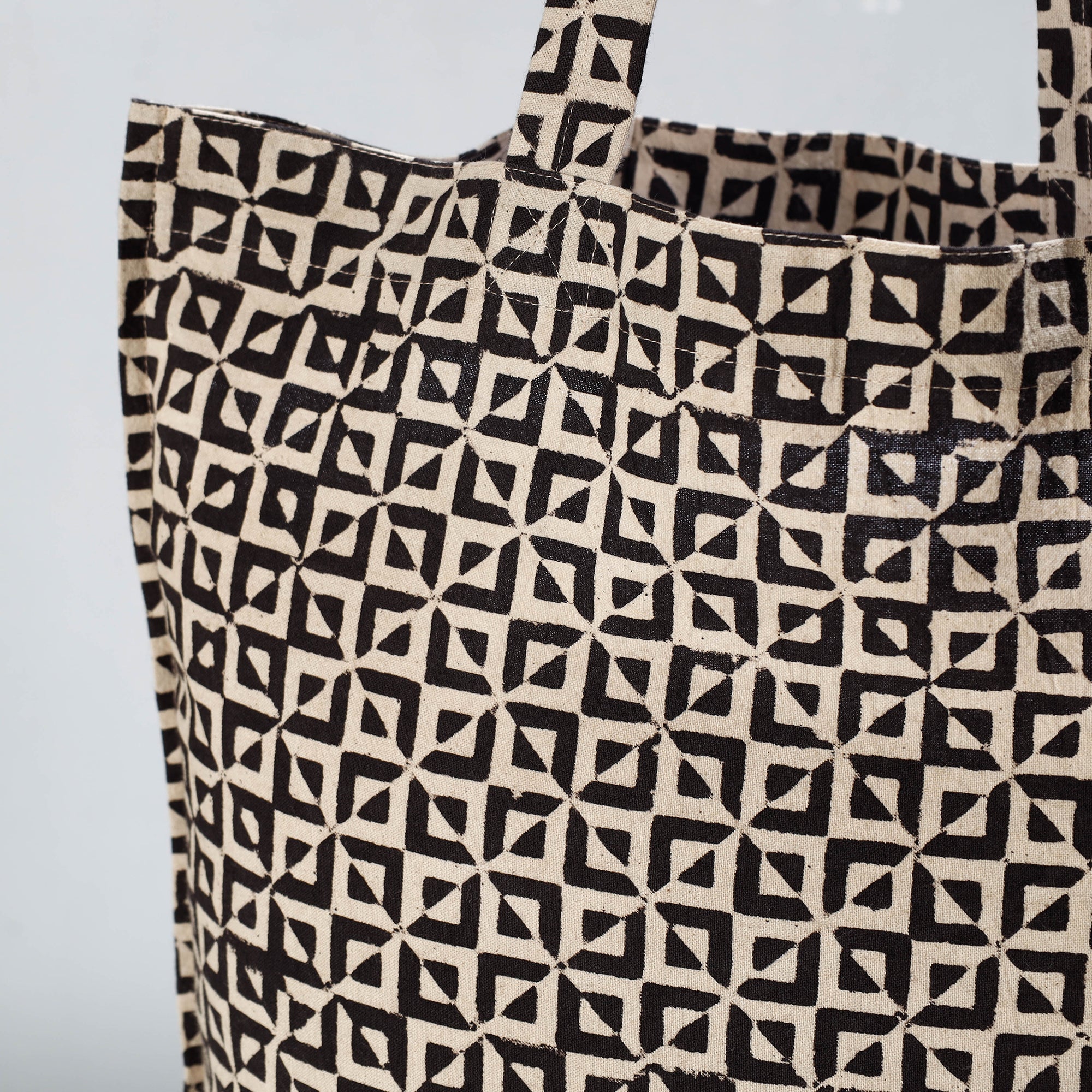 PITCHUKA SRINIVAS KALAMKARI PEDANA Black - Pedana Kalamkari Block Printed Cotton Shopping Bag - view 2