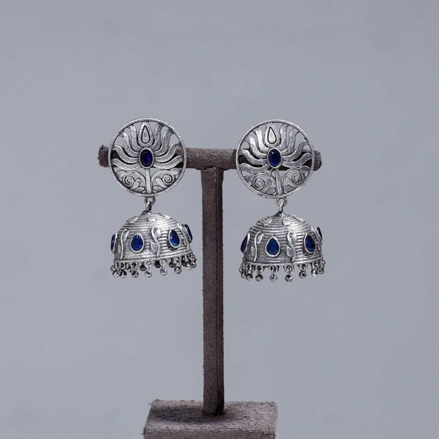 WHITE RIVER STORIES Antique Silver Finish Oxidised Brass Base Stone Work Jhumki Earrings