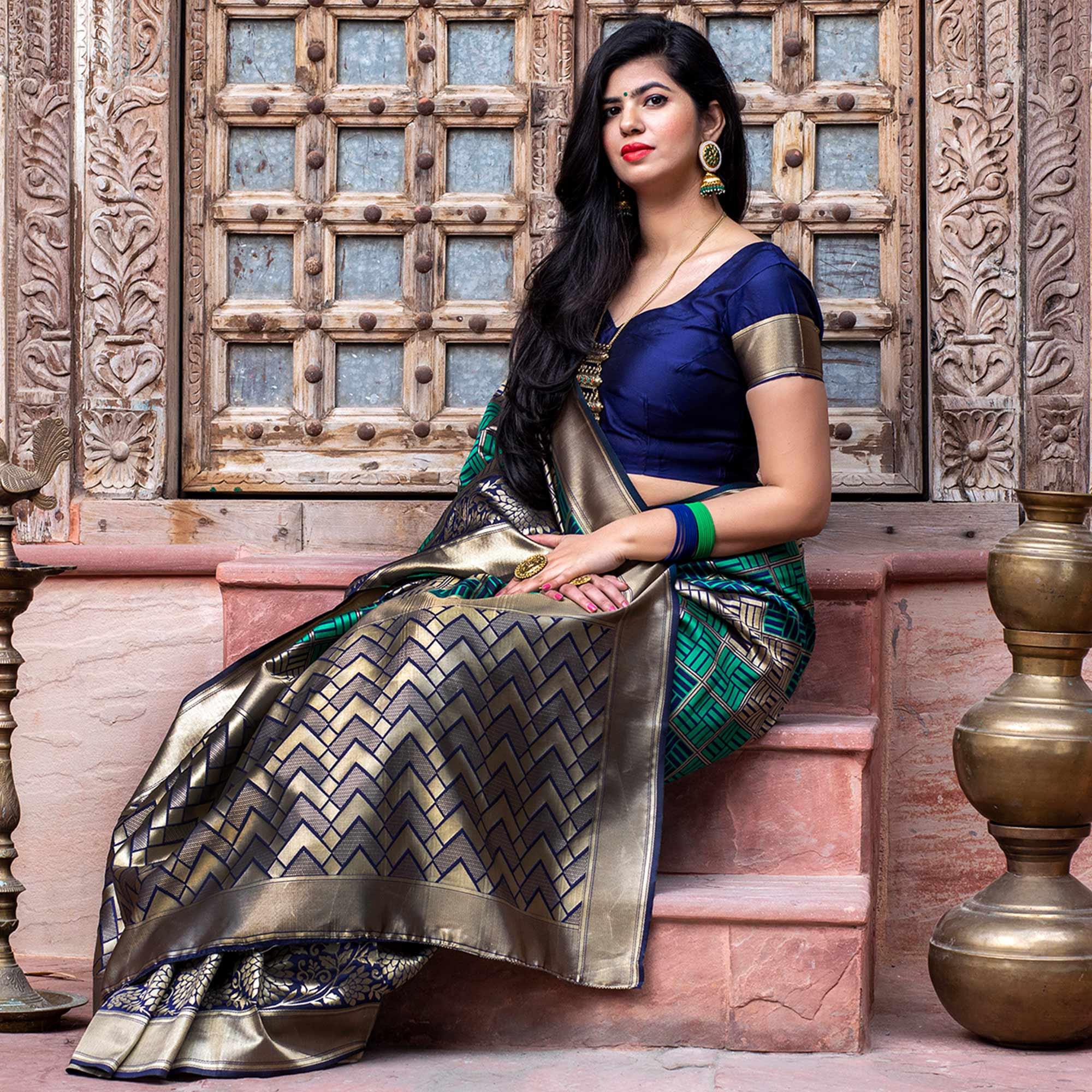 Peachmode Eye-catching Navy Blue Colored Festive Wear Woven Banarasi Silk Saree - view 3