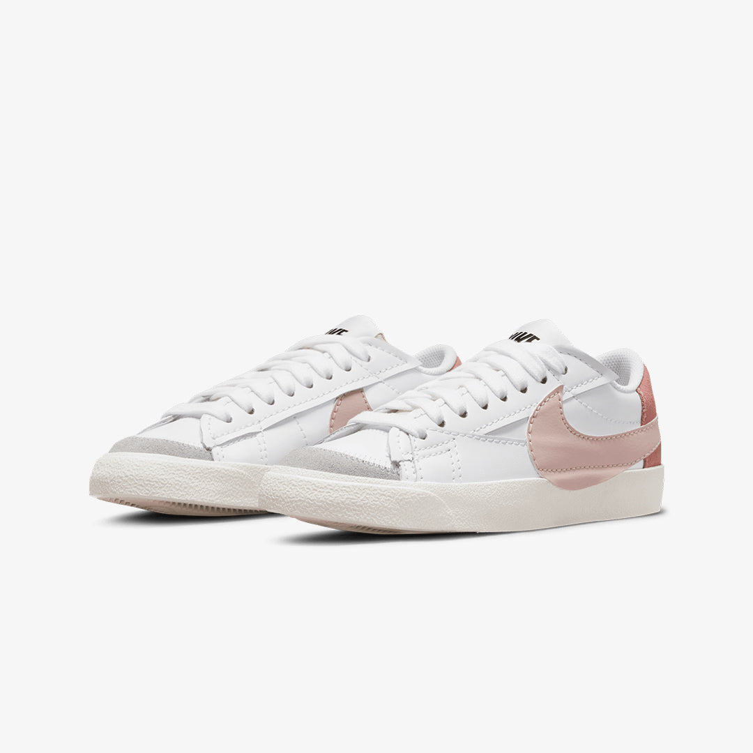 Jumbo white pink – Nike | BLAZER LOW '77 JUMBO { WHITE/PINK OXFORD-ROSE WHISPER-WHITE